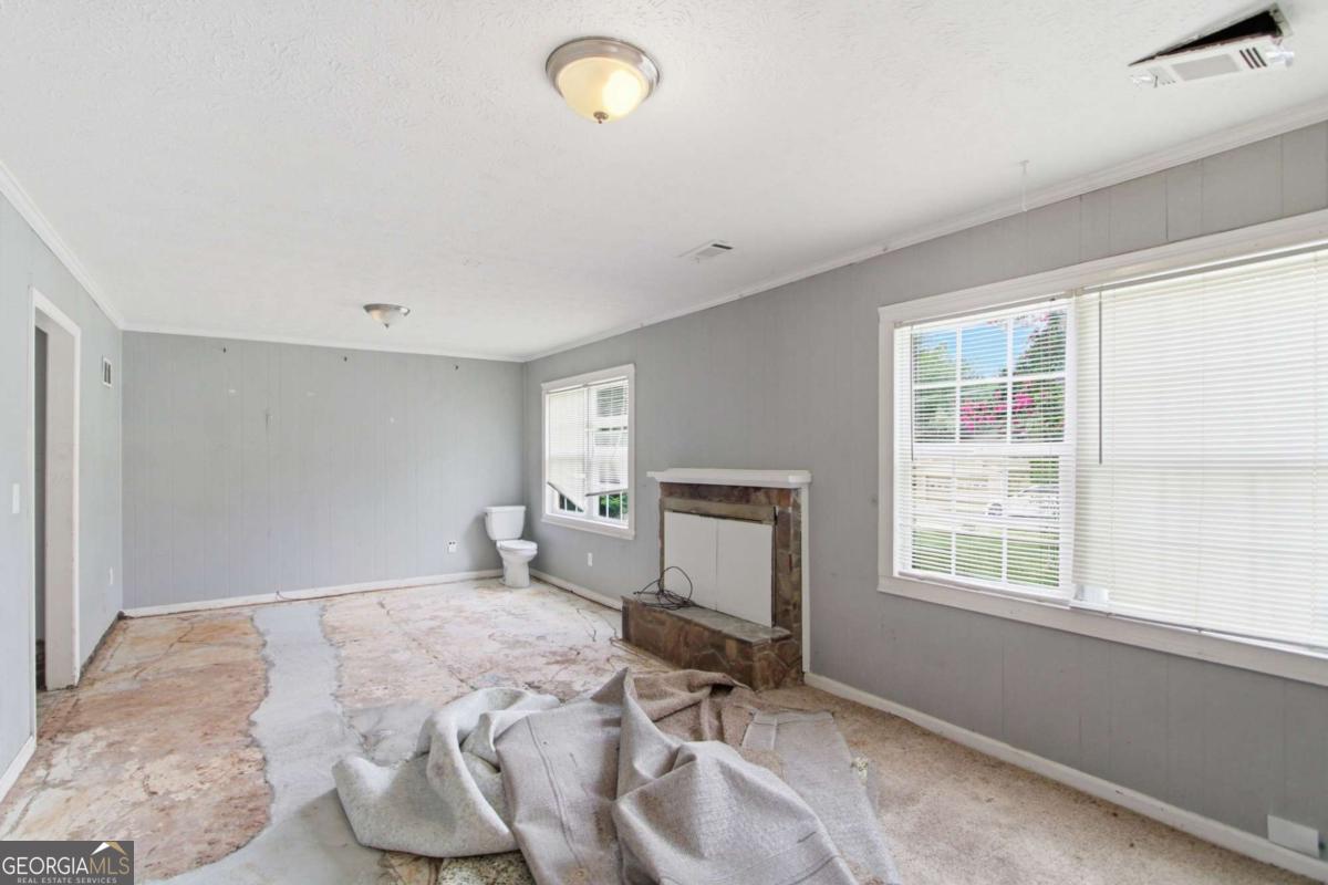 1614 Devon Court Property Photo 8
