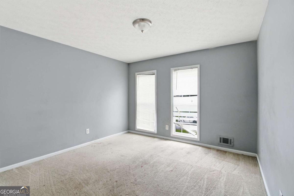 1614 Devon Court Property Photo 18