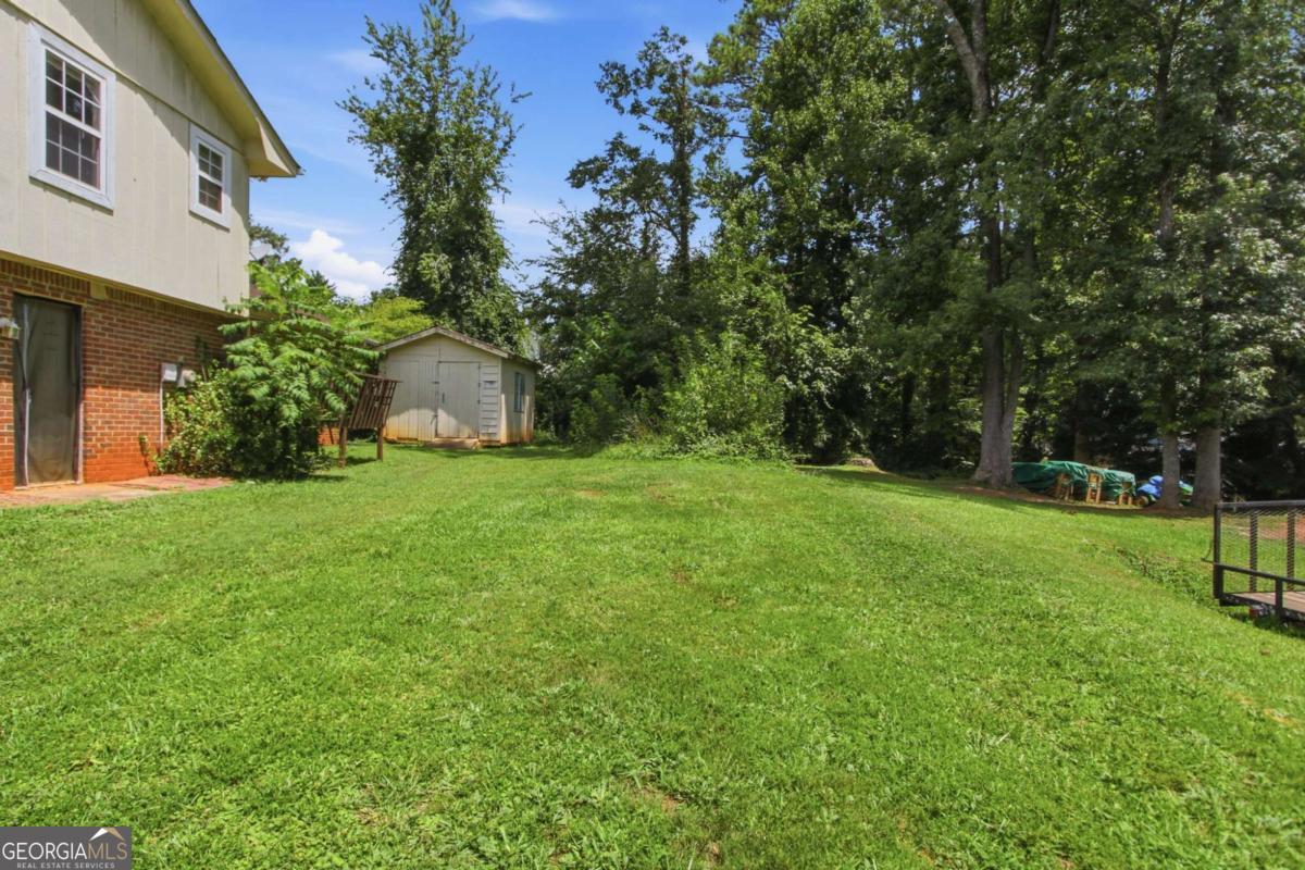 1614 Devon Court Property Photo 29