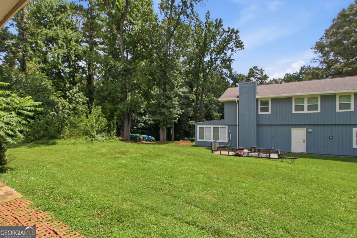 1614 Devon Court Property Photo 31