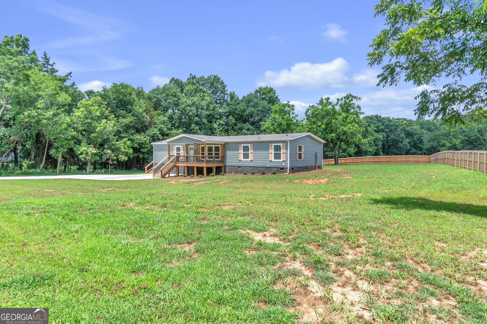 108 Old River Road Property Photo 2