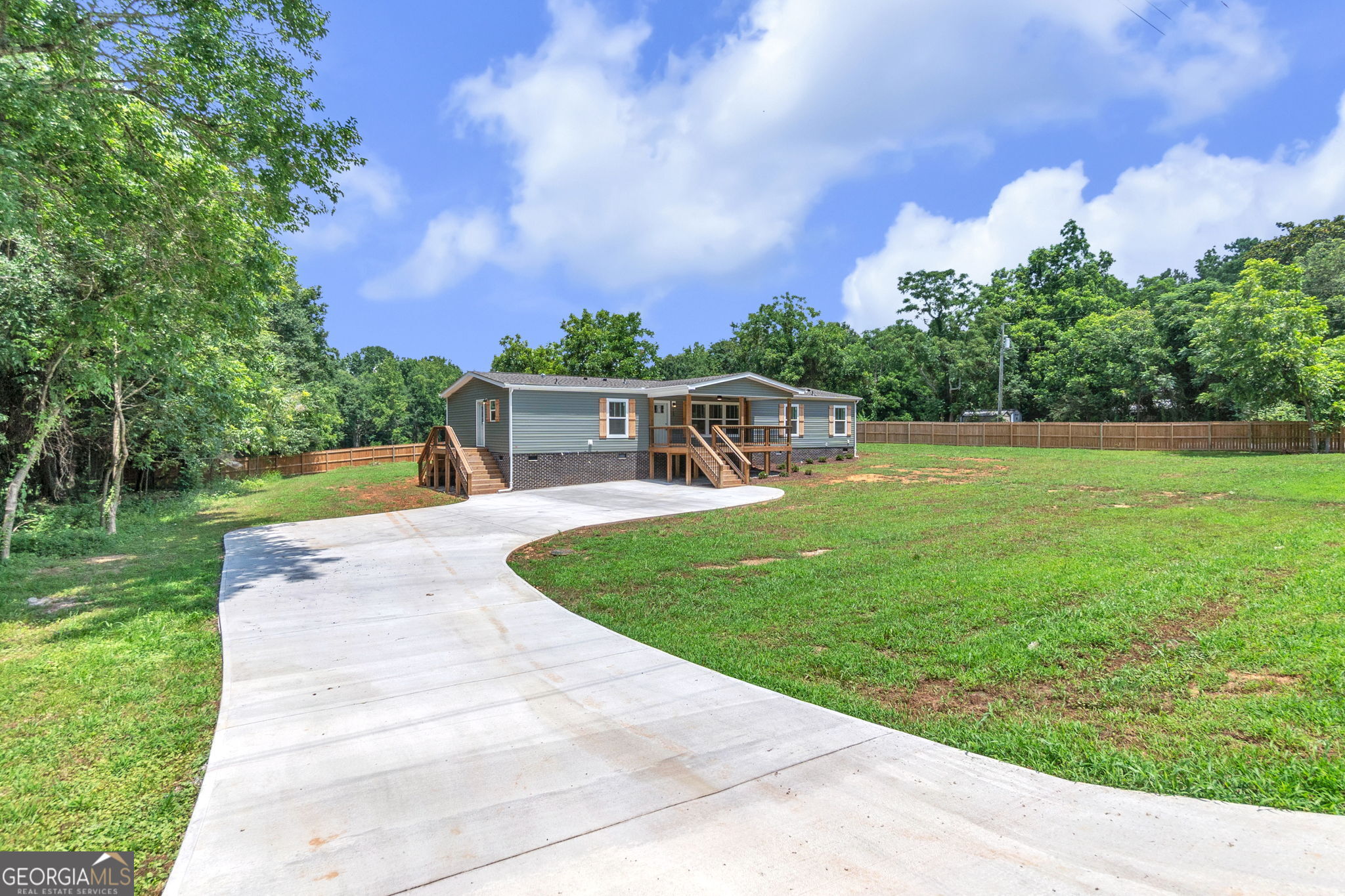 108 Old River Road Property Photo 23