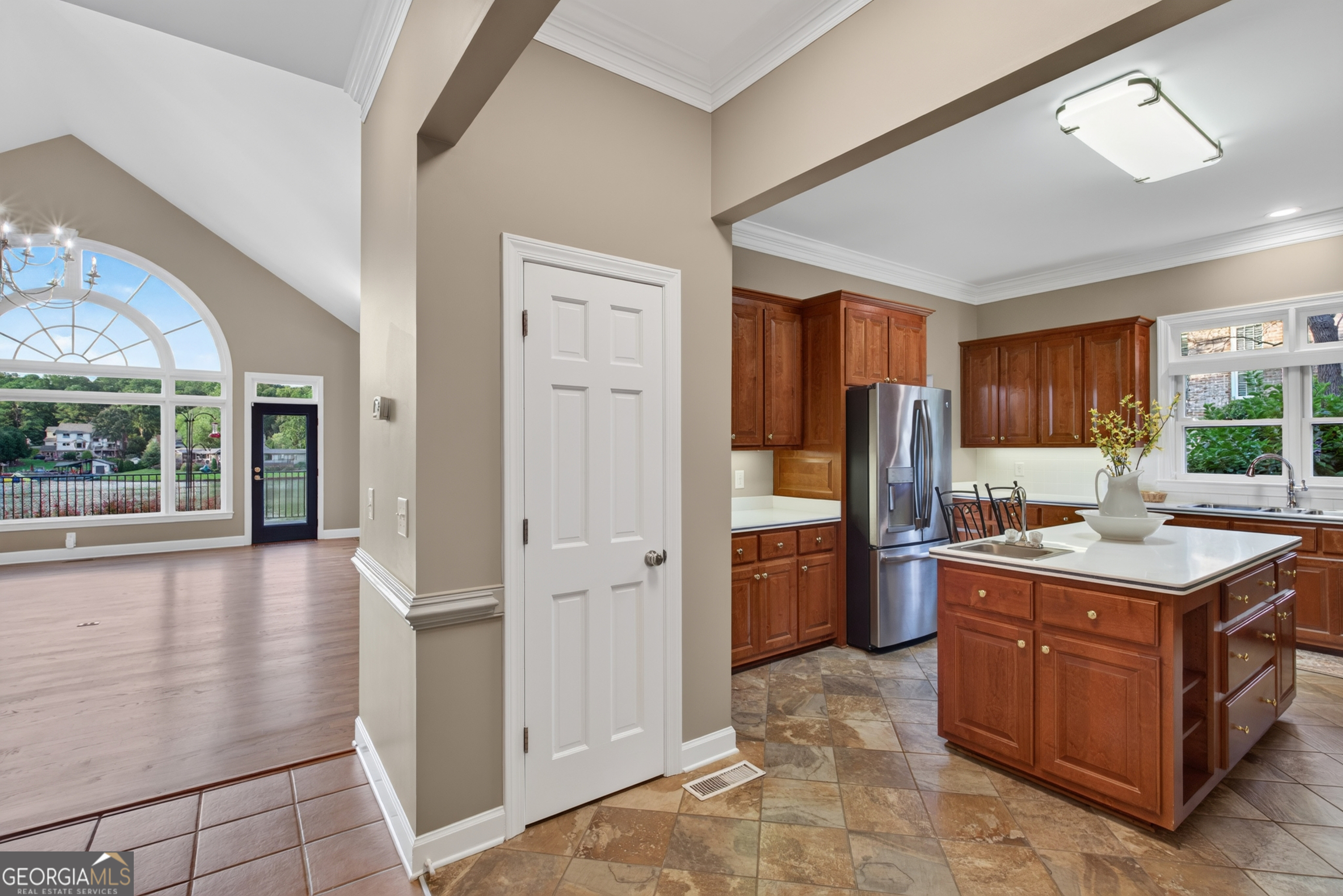 2381 Lee Place Property Photo 39