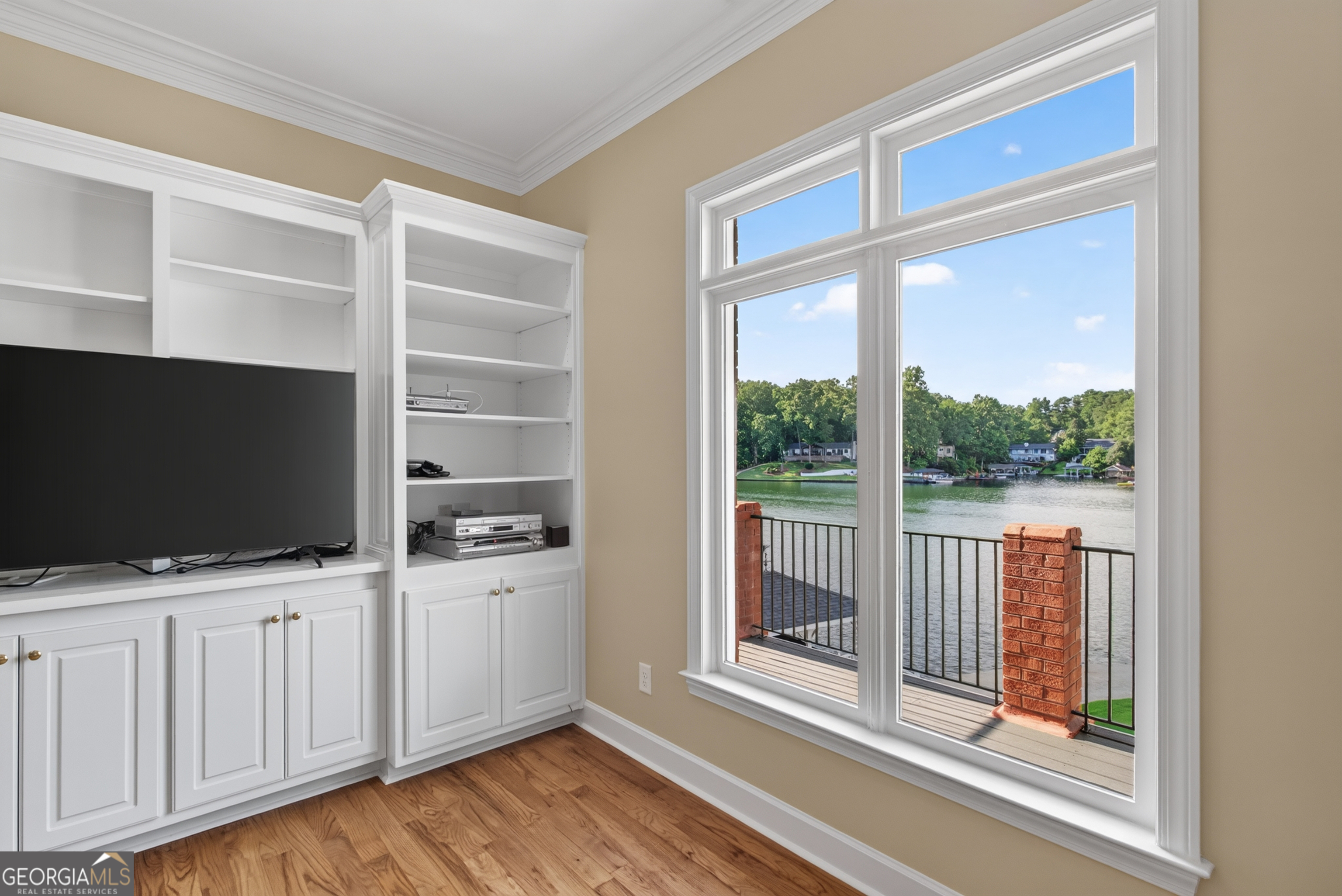 2381 Lee Place Property Photo 44