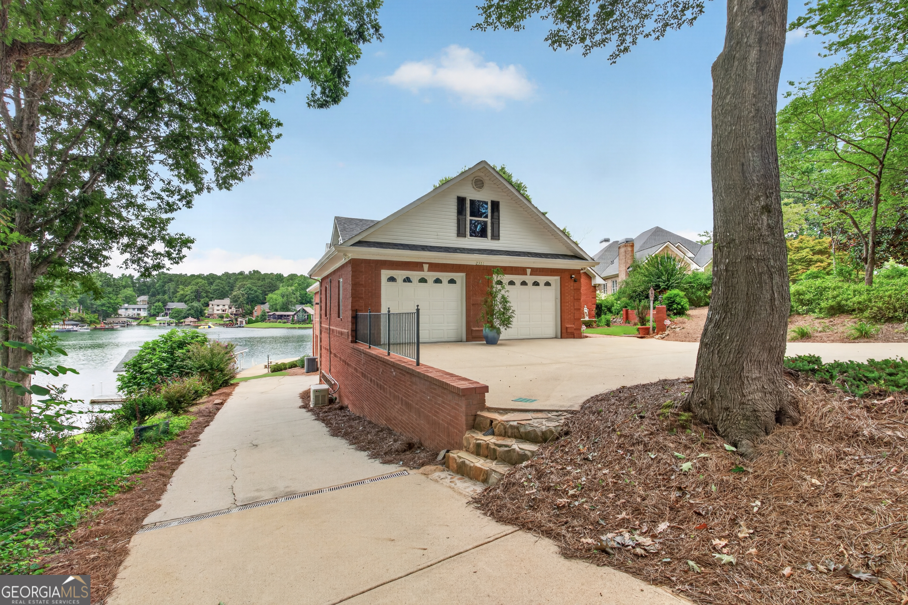 2381 Lee Place Property Photo 83