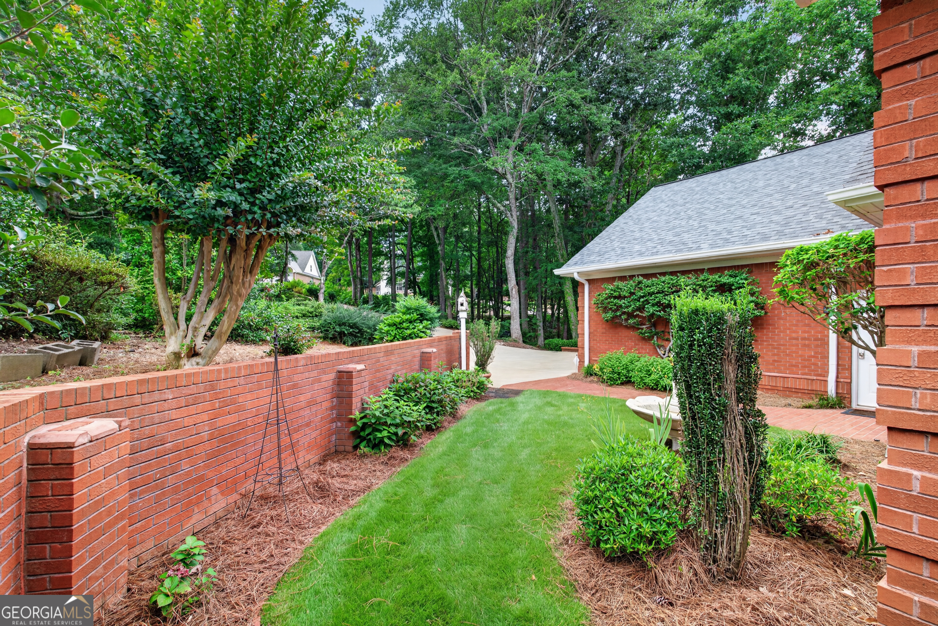 2381 Lee Place Property Photo 89
