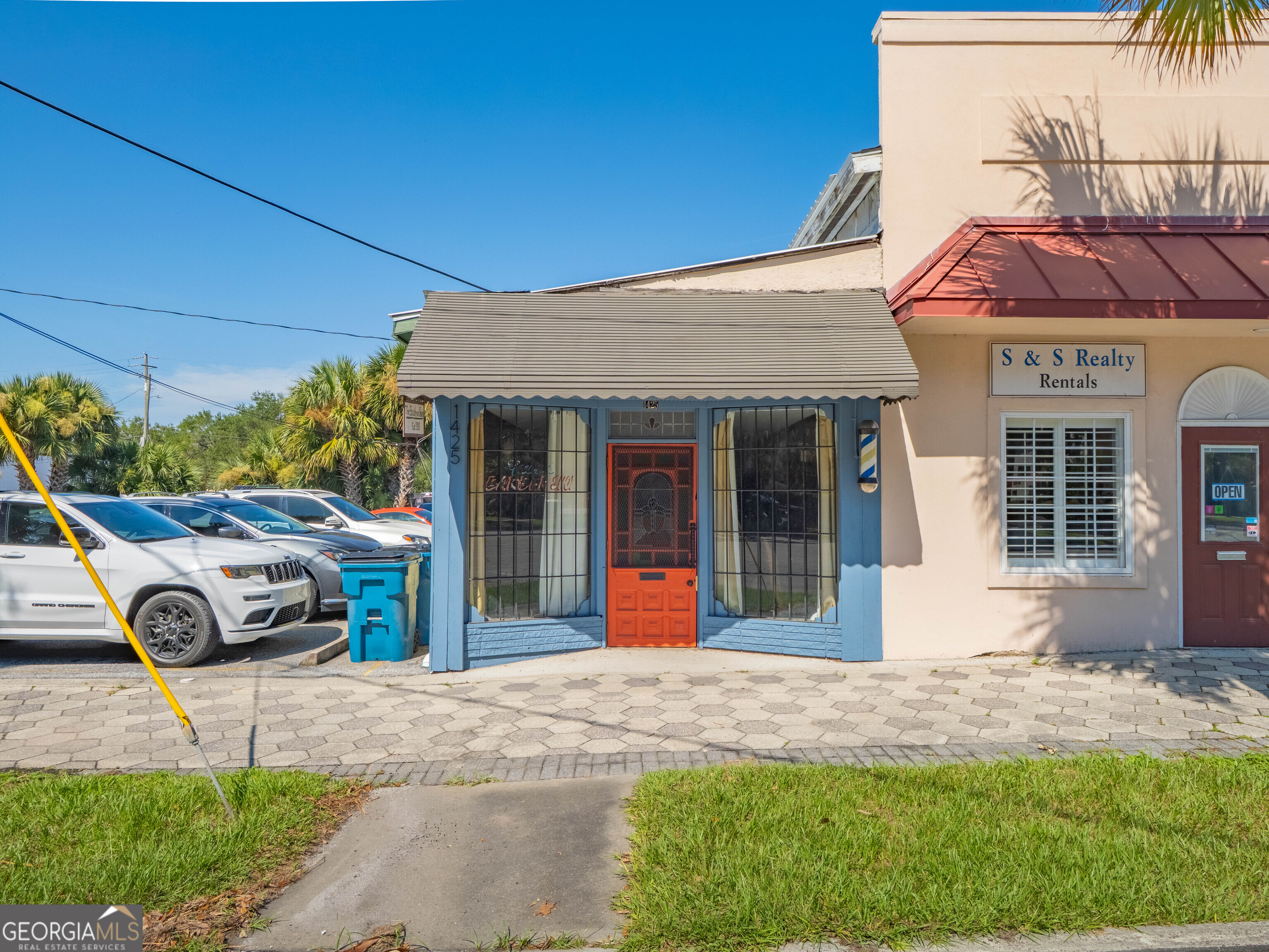 1425 Union Street Property Photo 7