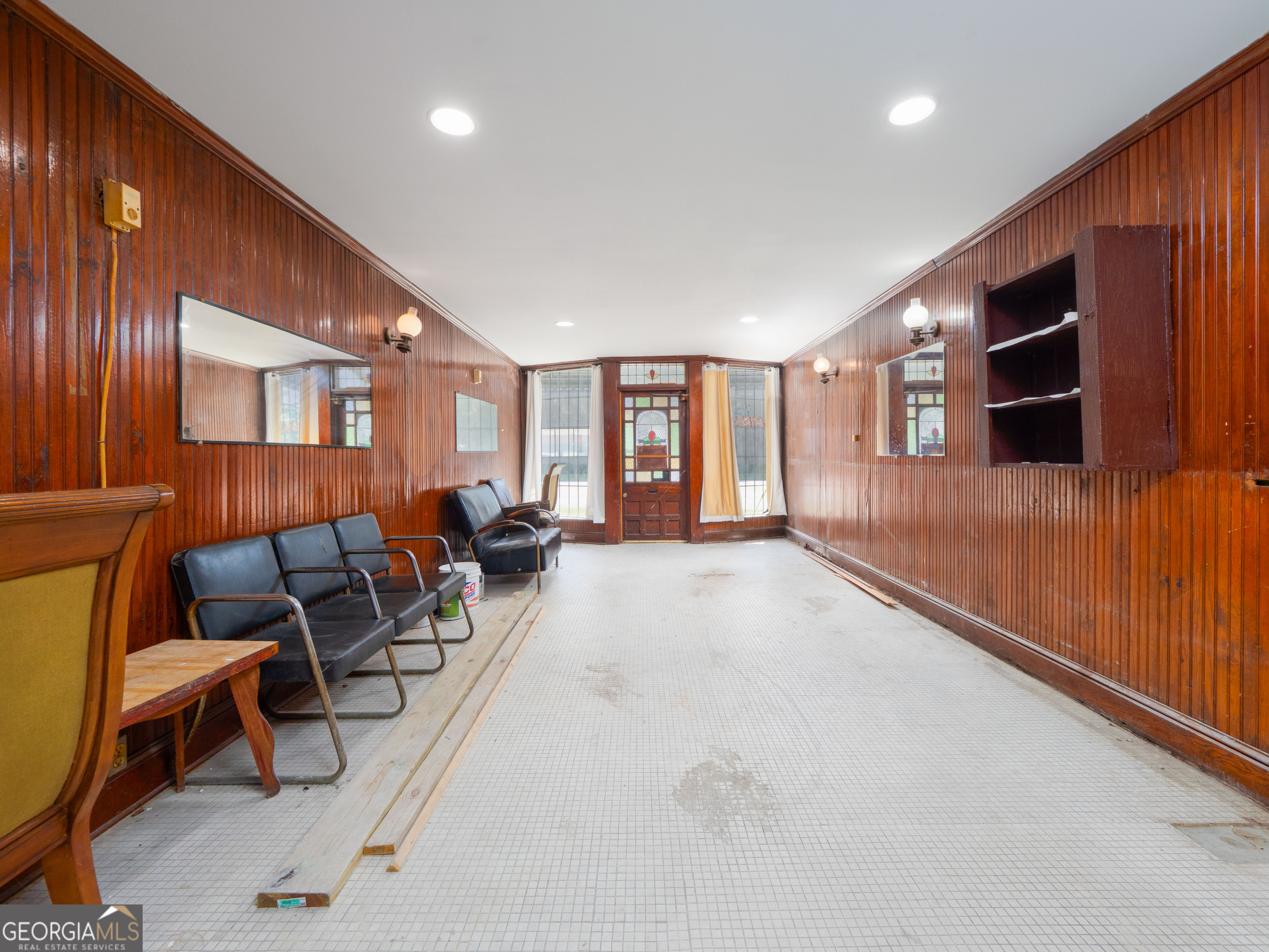 1425 Union Street Property Photo 11