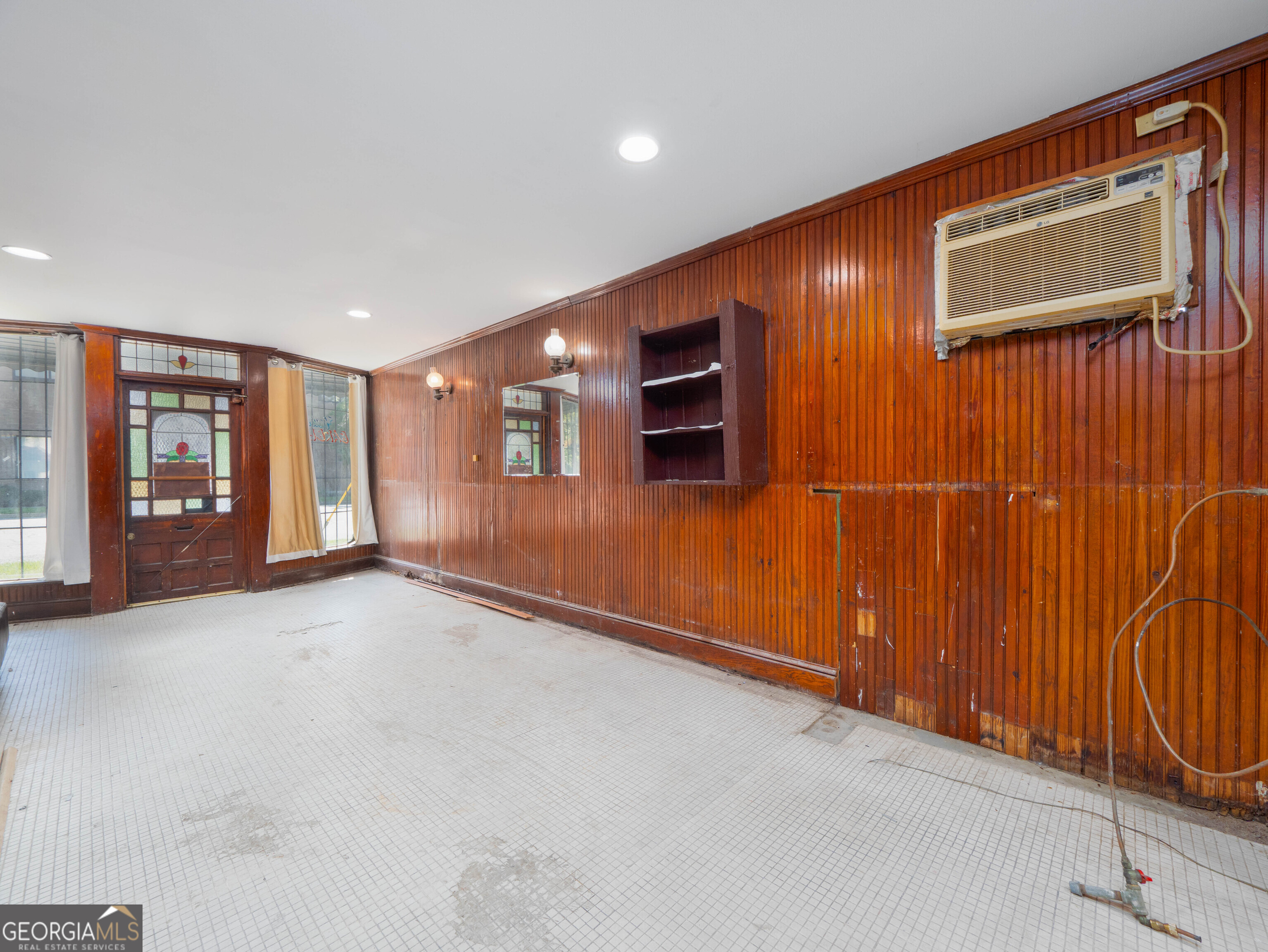 1425 Union Street Property Photo 12