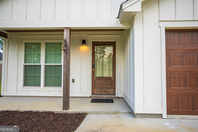 1803 Northside Drive Property Photo 6