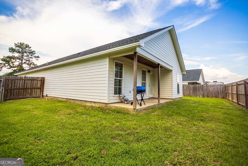 1803 Northside Drive Property Photo 8