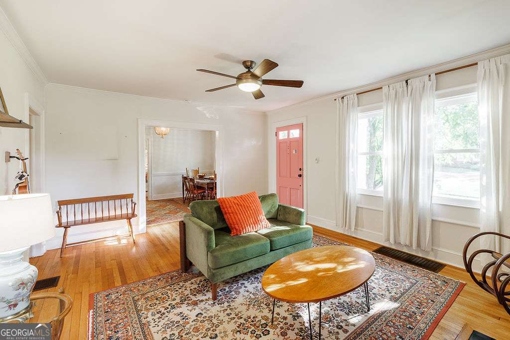 1686 S Milledge Avenue Property Photo 5
