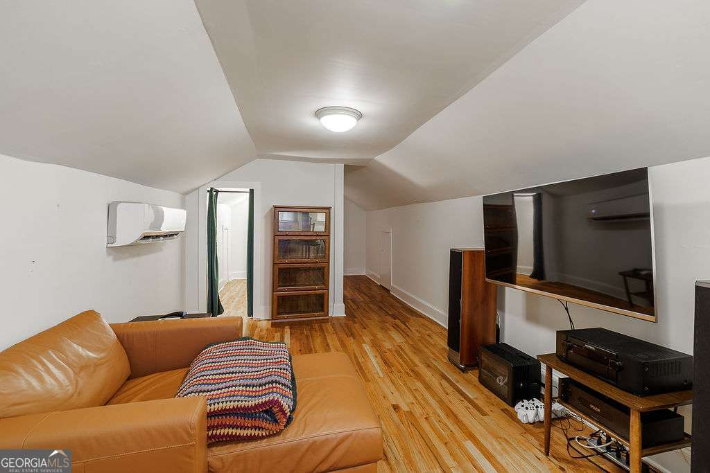 1686 S Milledge Avenue Property Photo 18