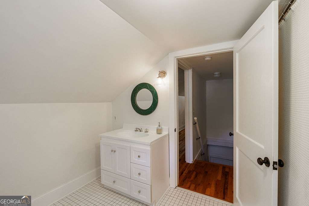 1686 S Milledge Avenue Property Photo 19