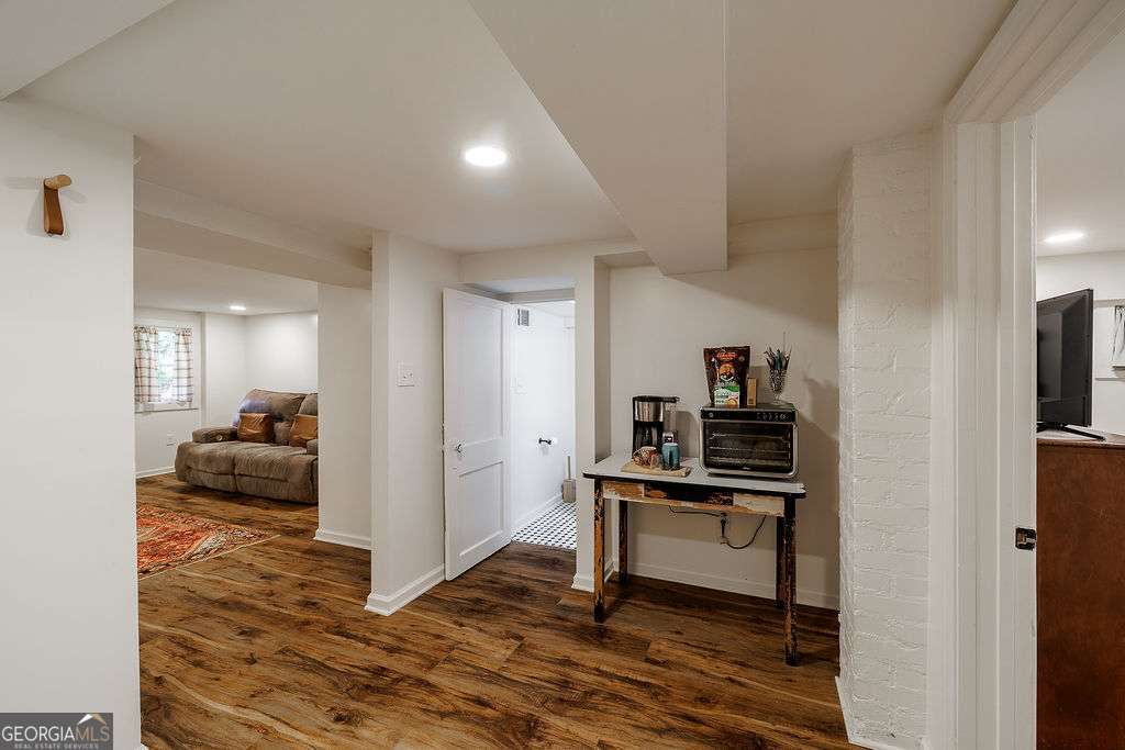 1686 S Milledge Avenue Property Photo 22