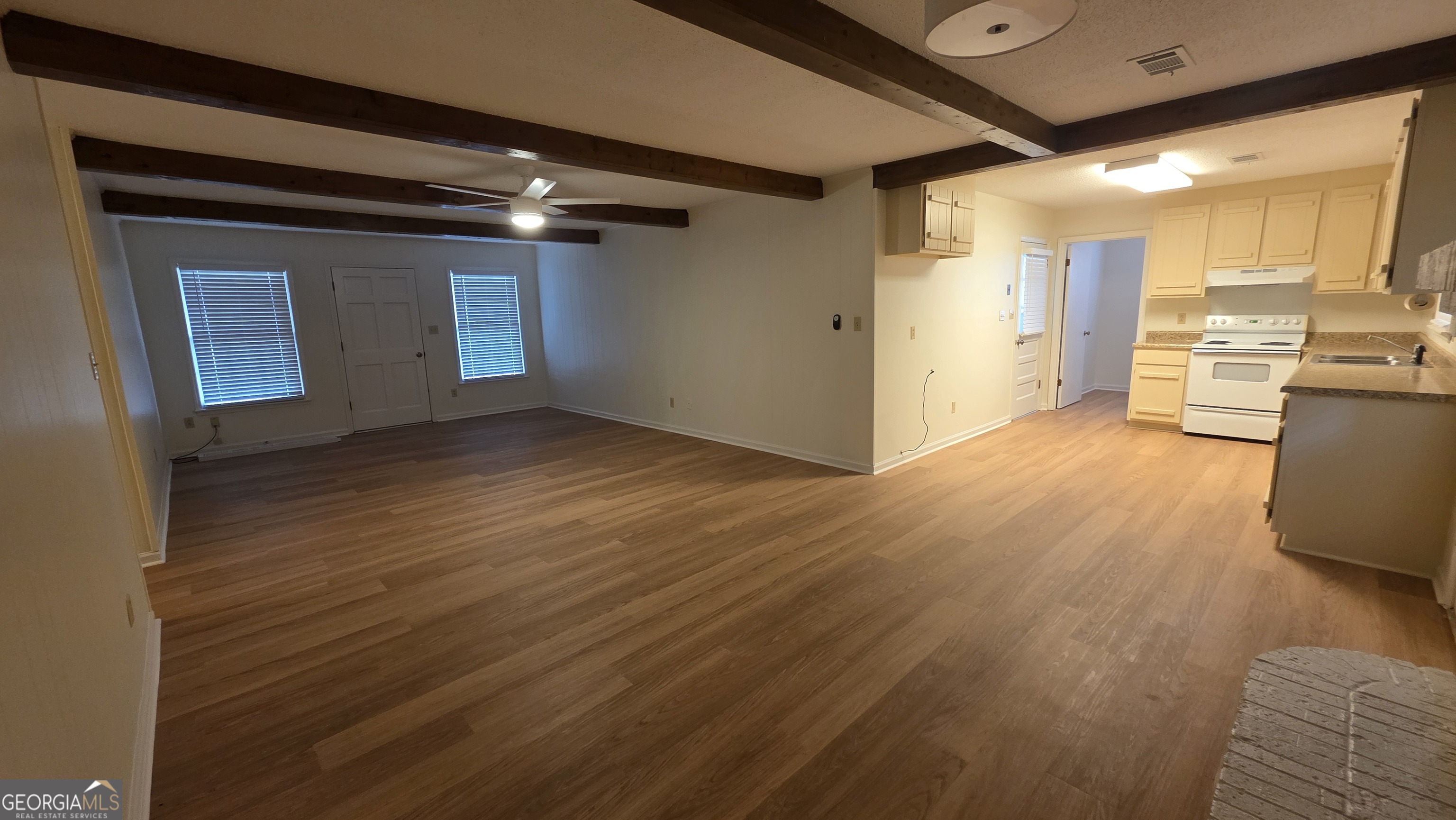 1308 Jeffrey Drive Property Photo 5