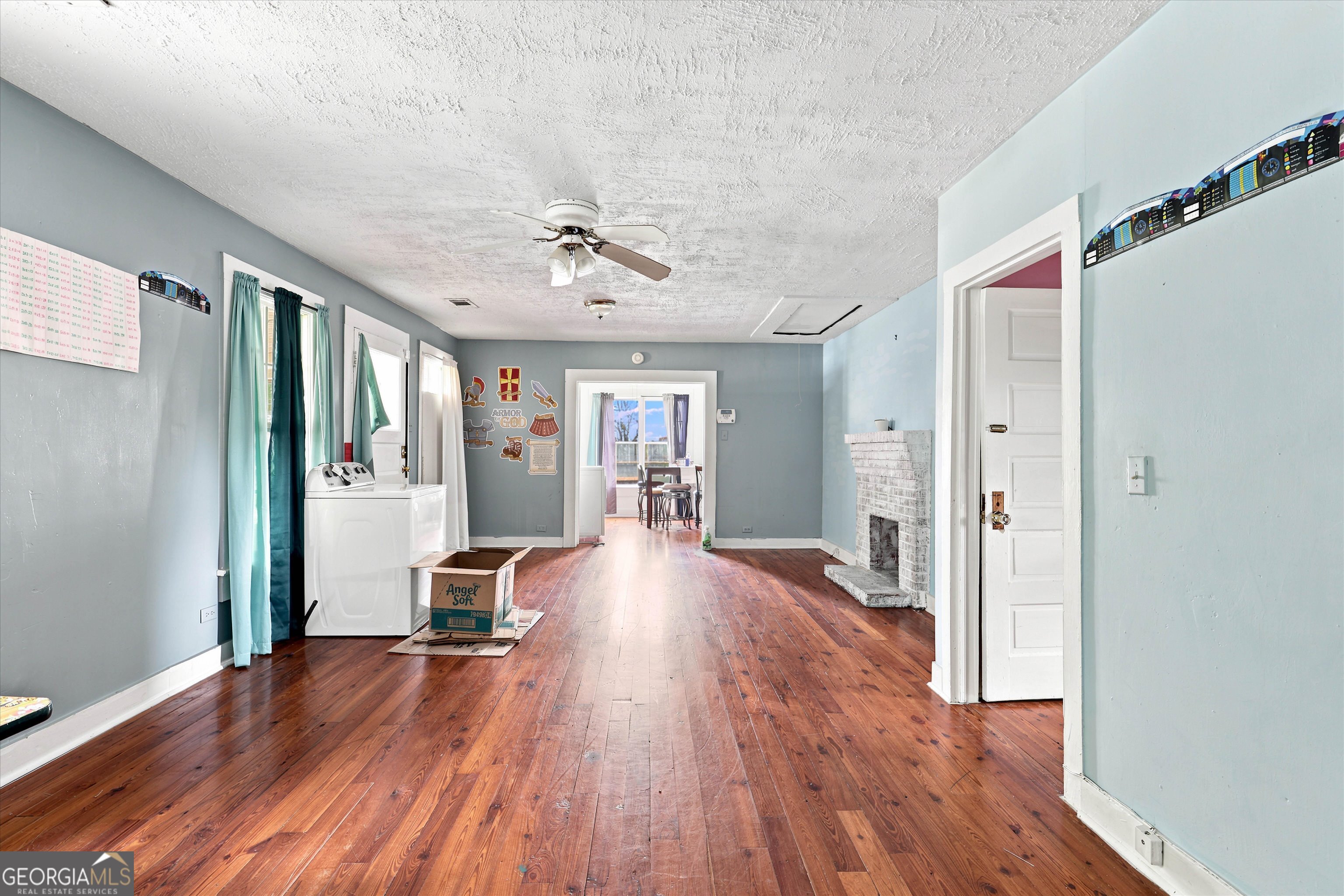 110 Houston Street Property Photo 7