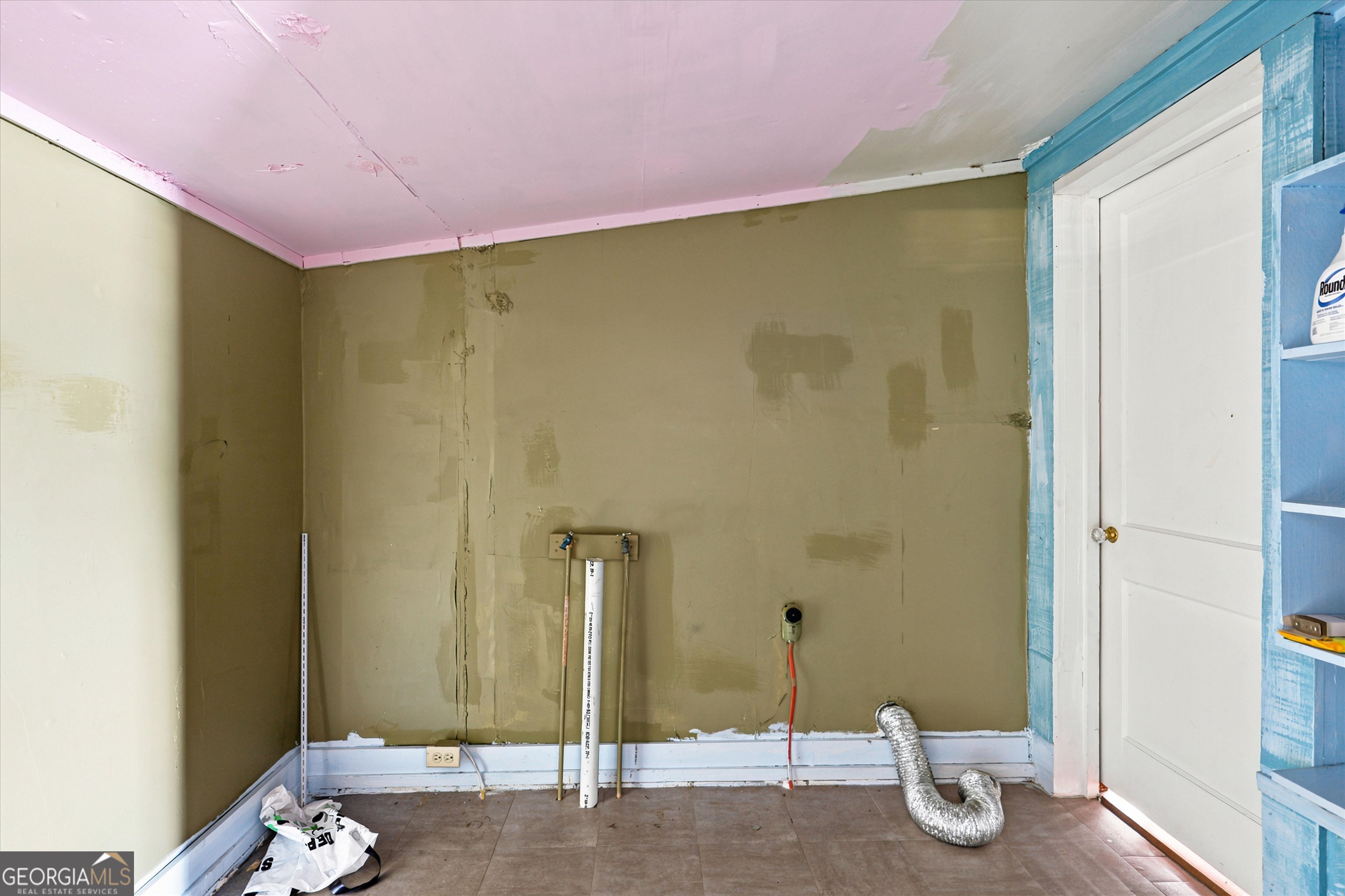 110 Houston Street Property Photo 23