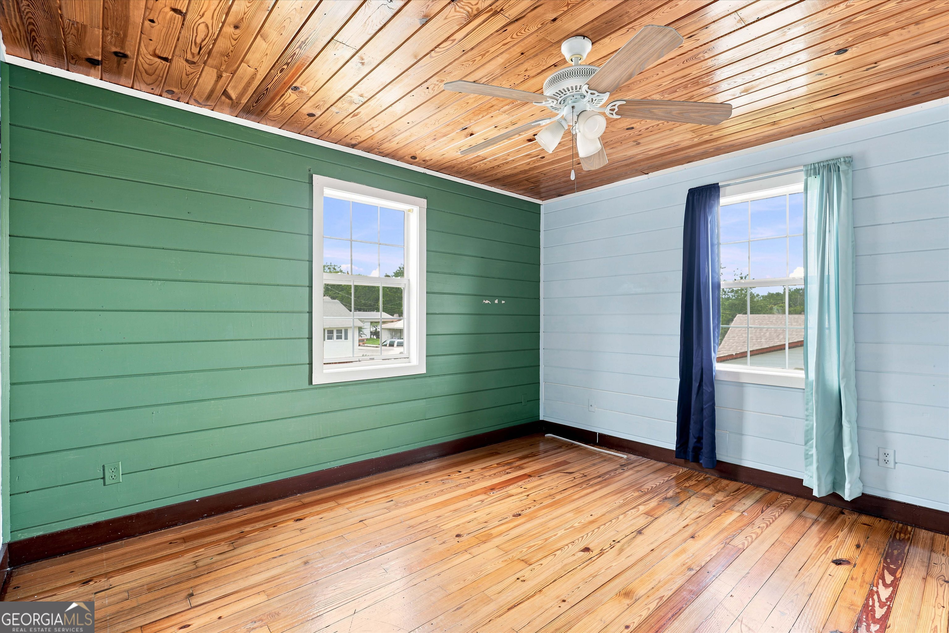 110 Houston Street Property Photo 41