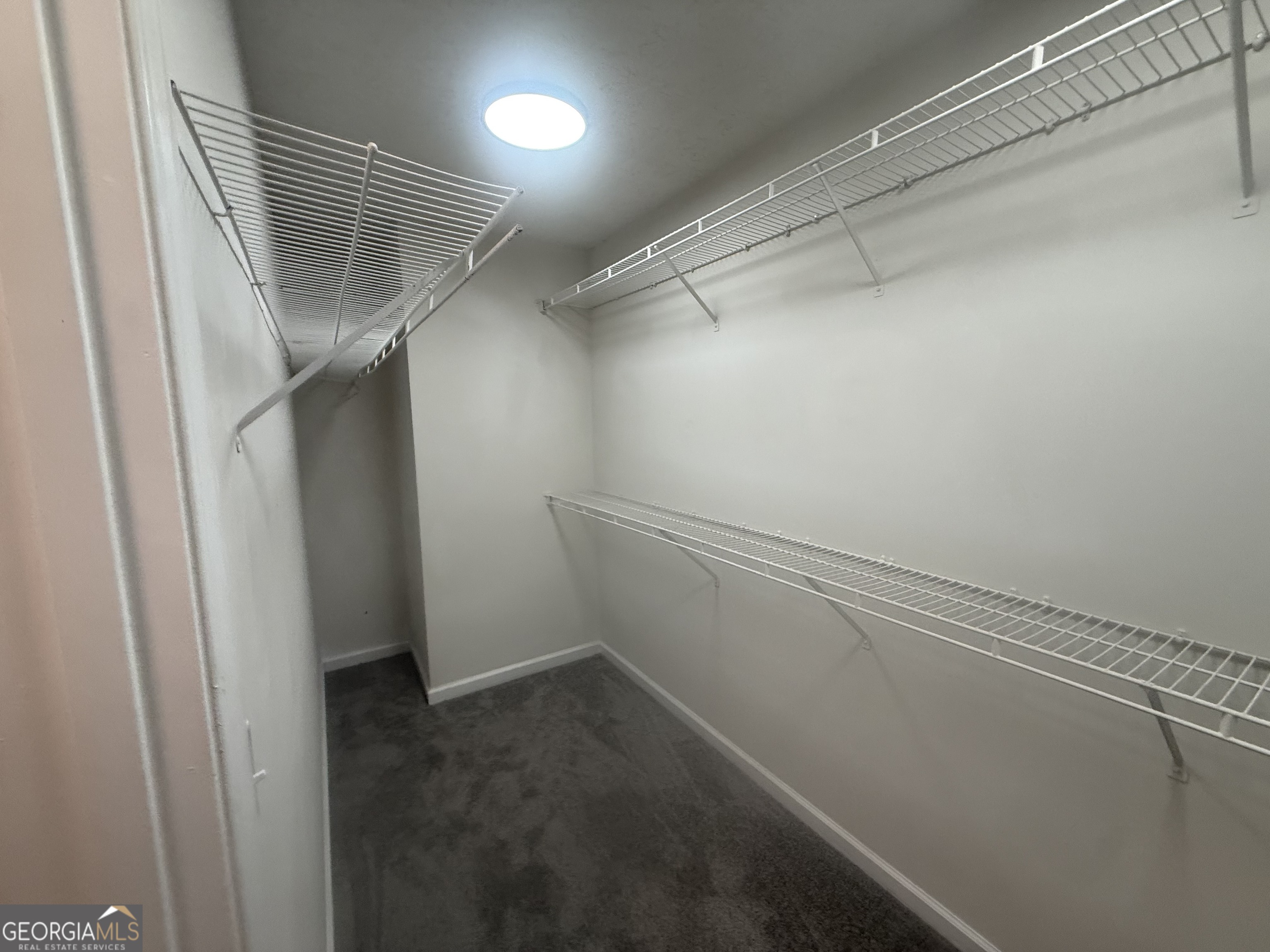 100 Chestnut Drive Property Photo 8