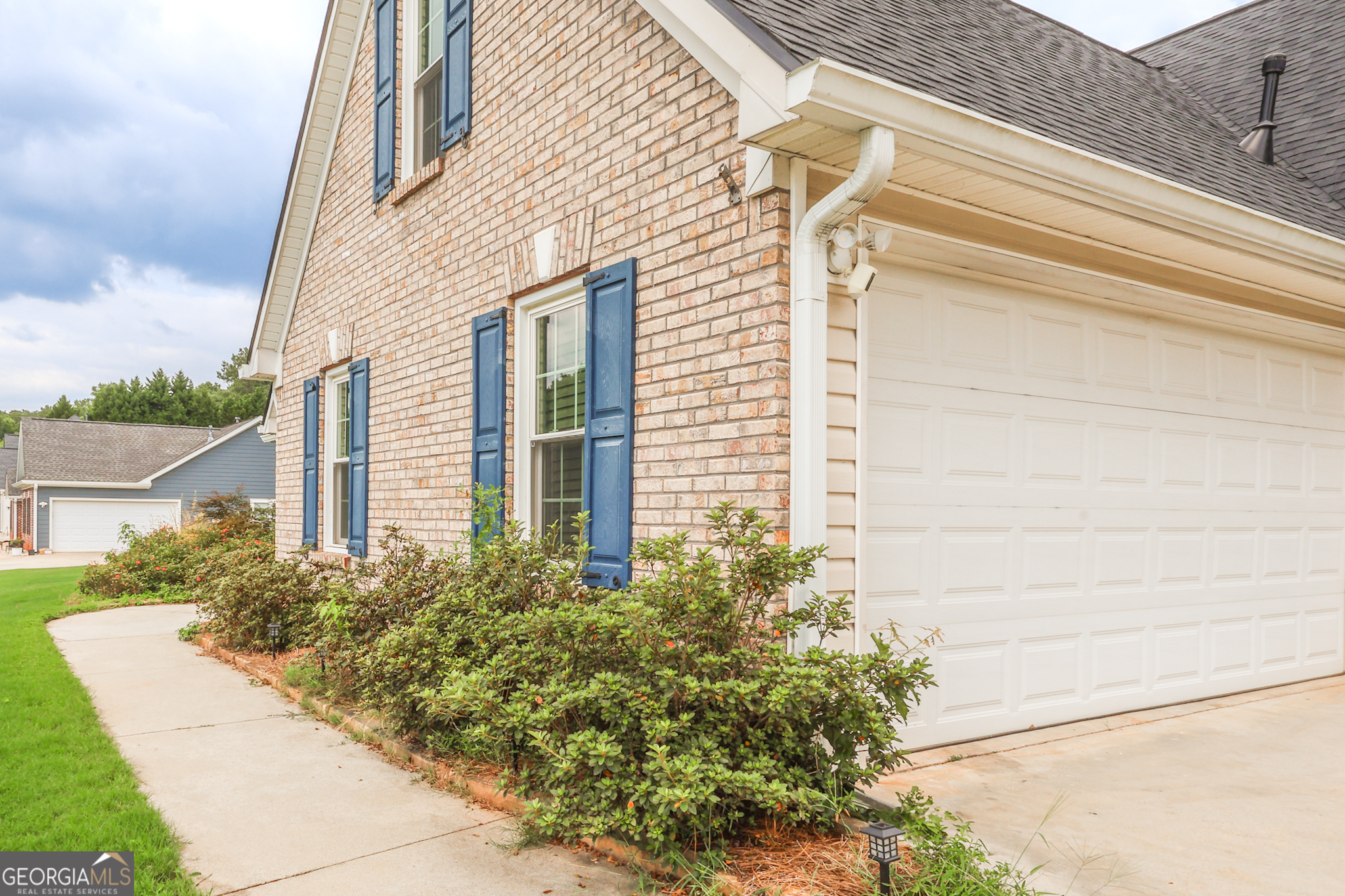 1319 Idlewood Court Property Photo 4