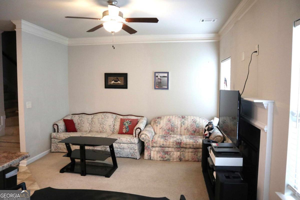 1740 Snapping Court Property Photo 9