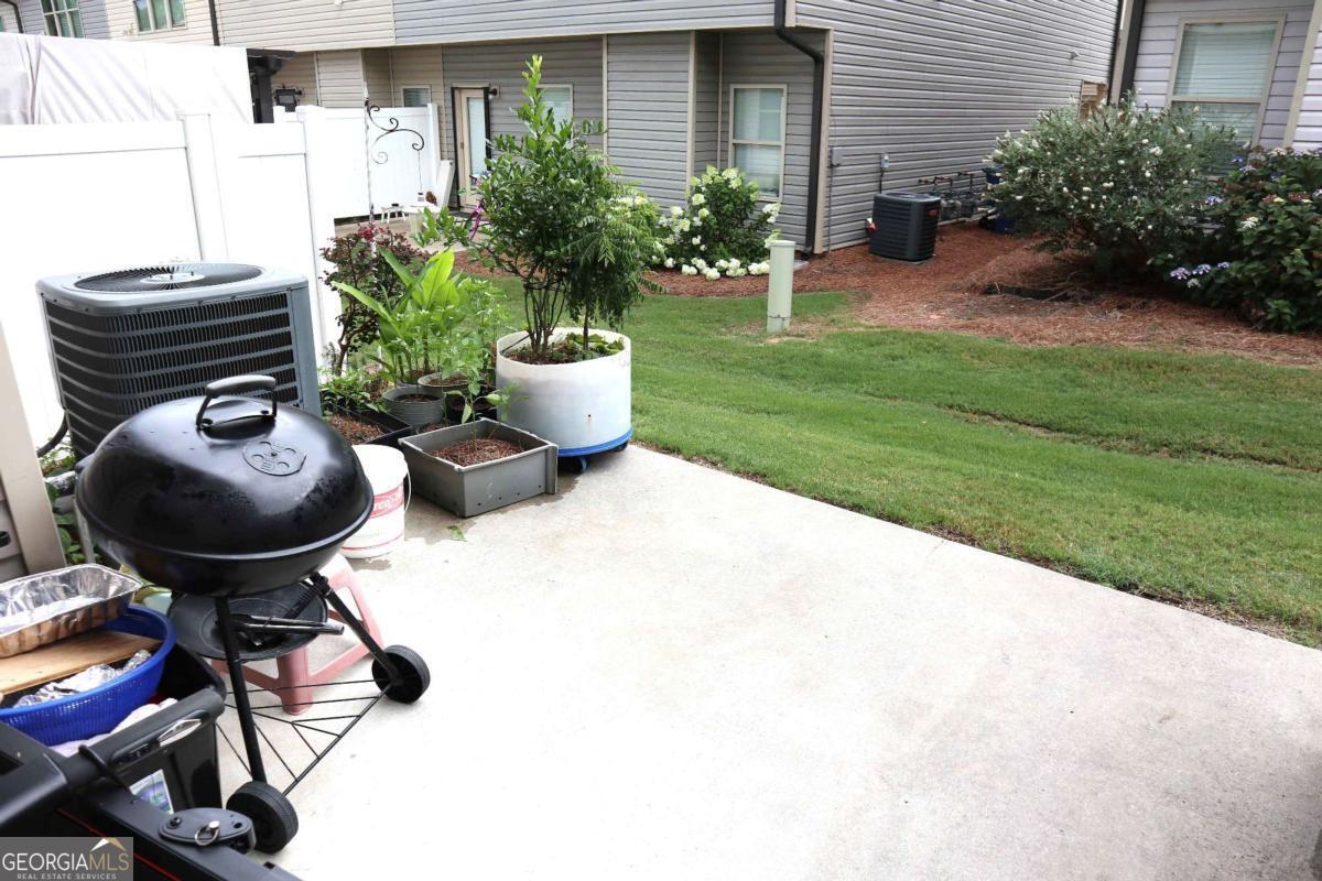 1740 Snapping Court Property Photo 19