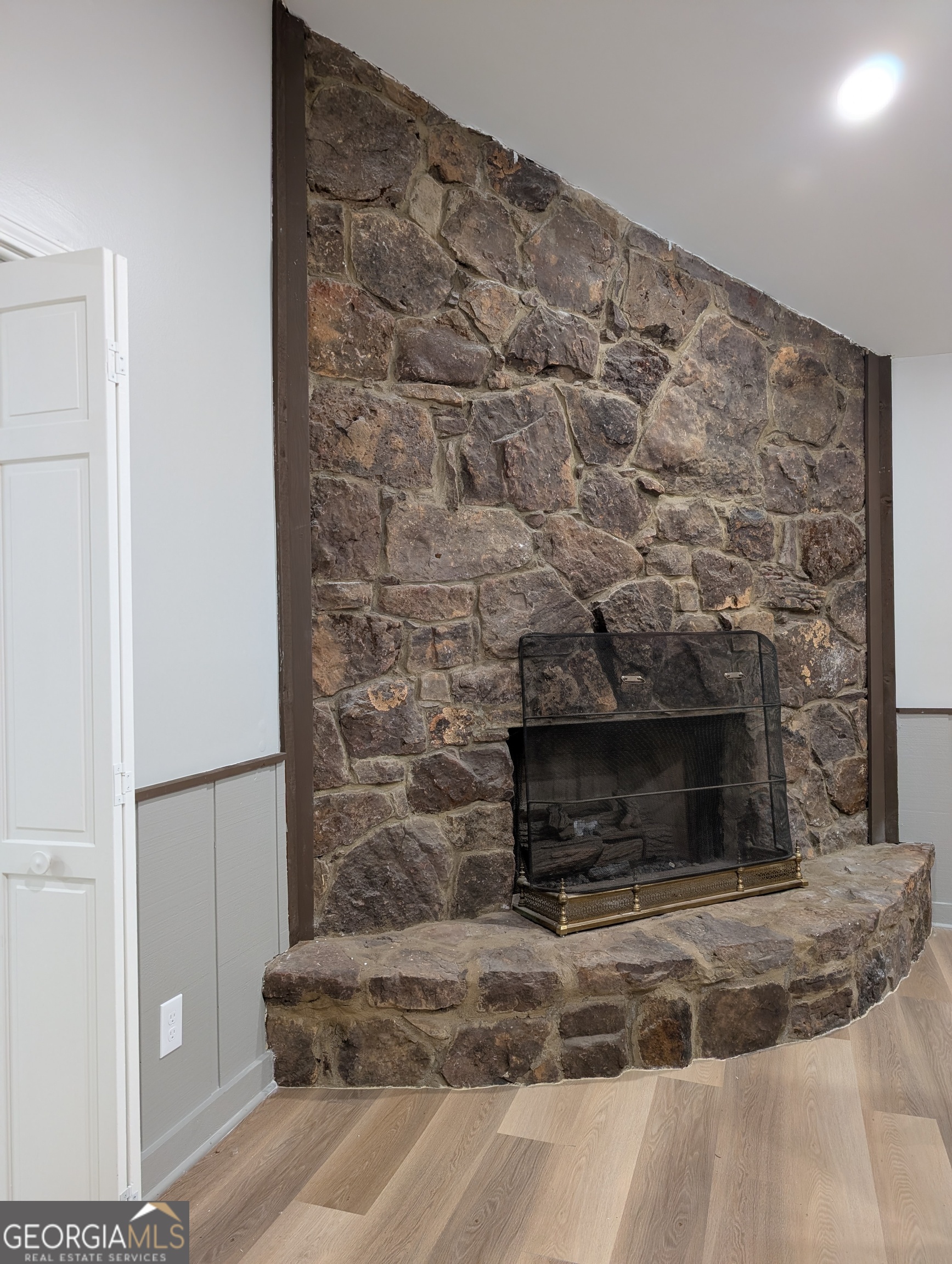 402 Pheasant Run Se Property Photo 10