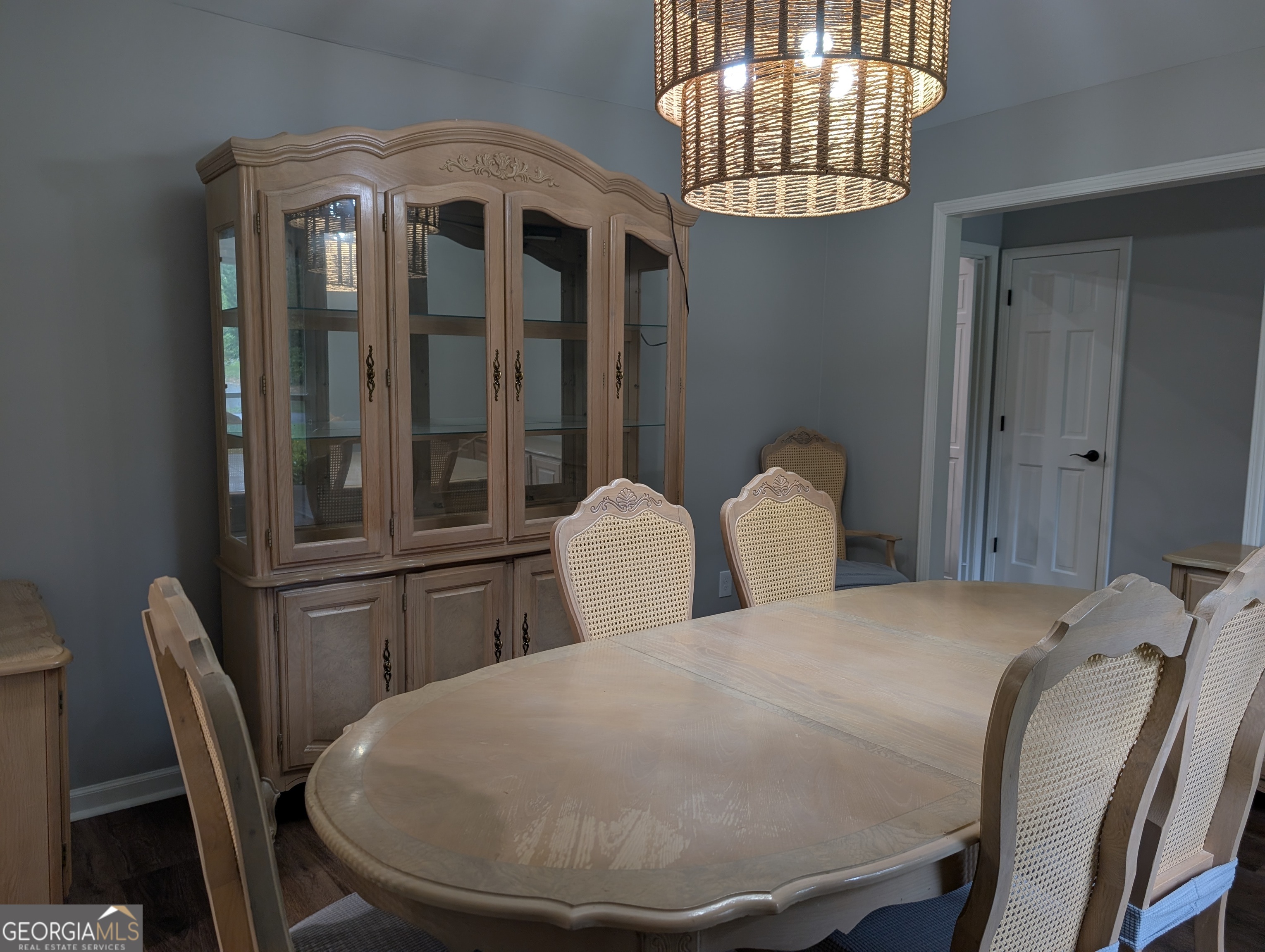 402 Pheasant Run Se Property Photo 27
