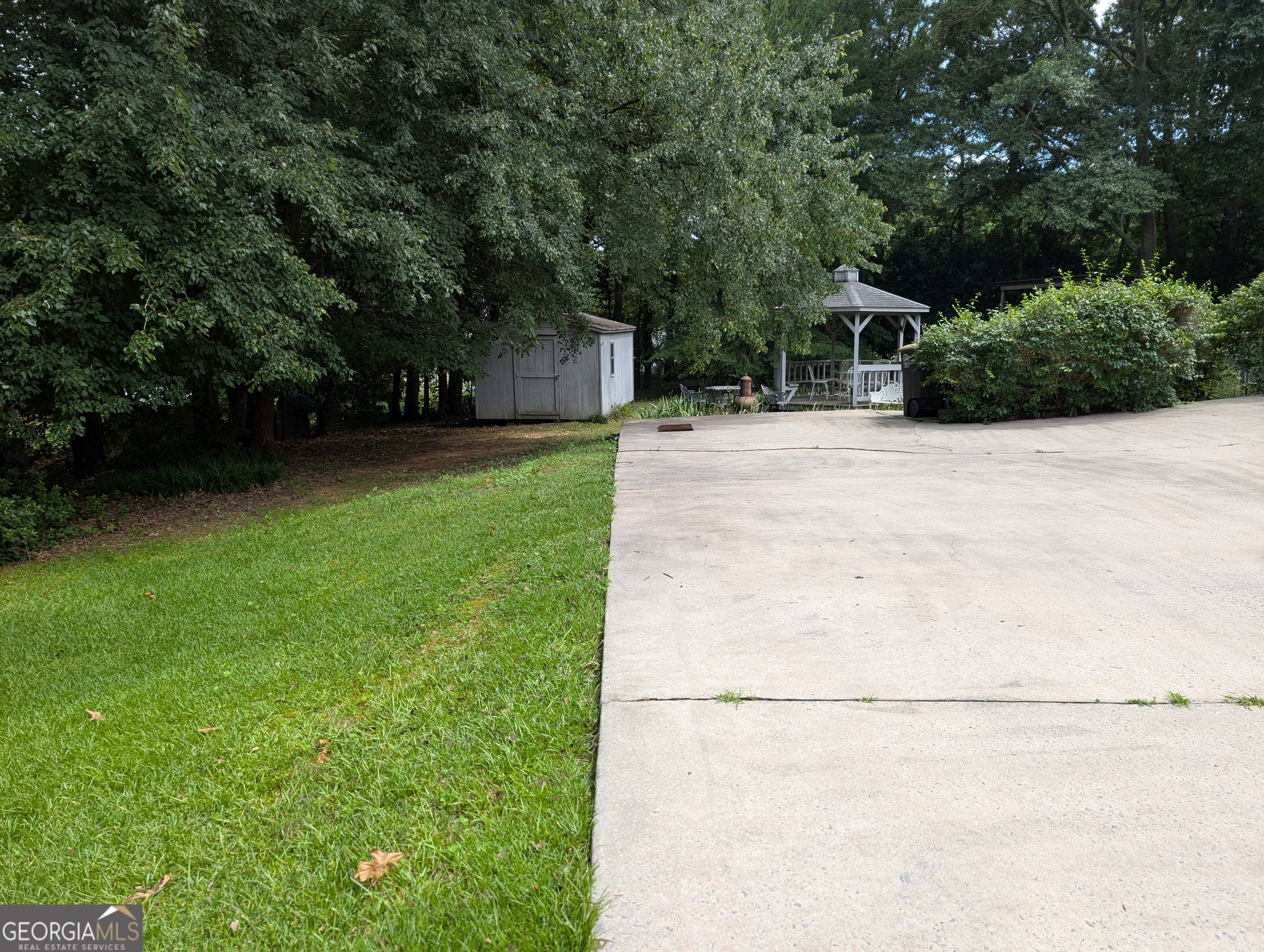 402 Pheasant Run Se Property Photo 68