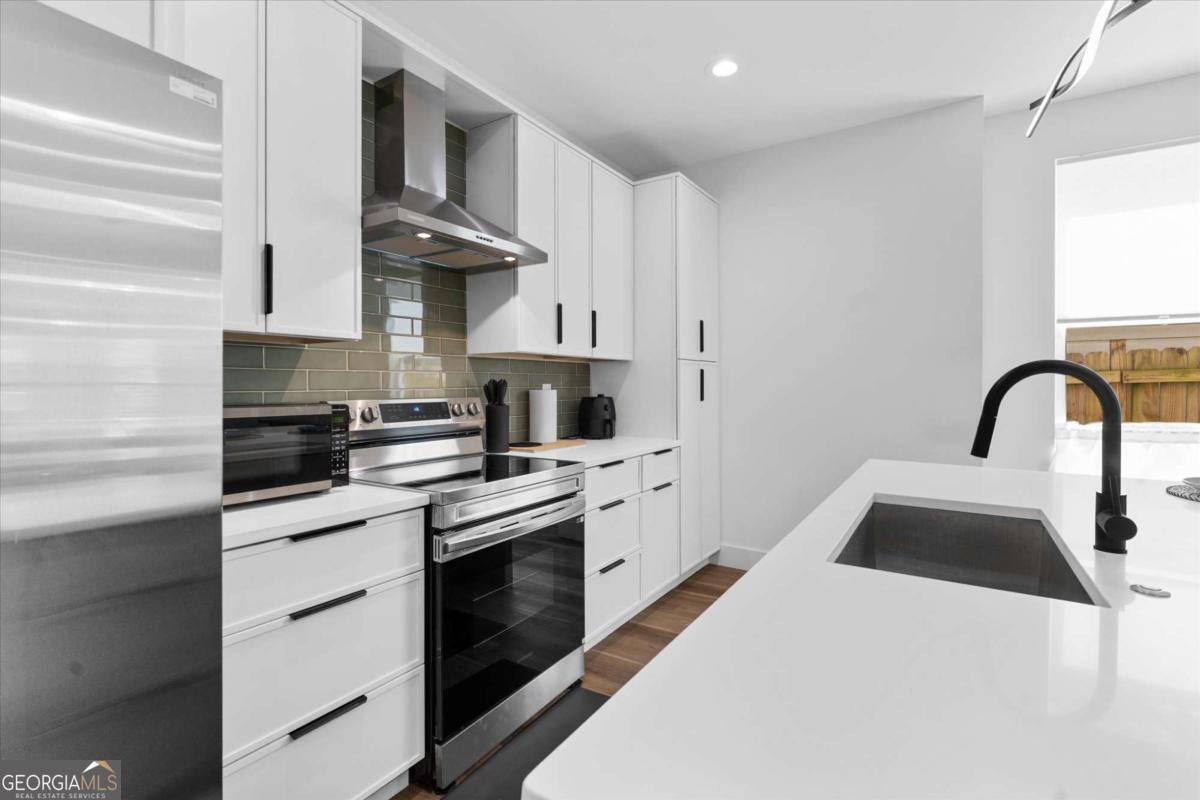 598 Formwalt Street Sw # B Property Photo 14