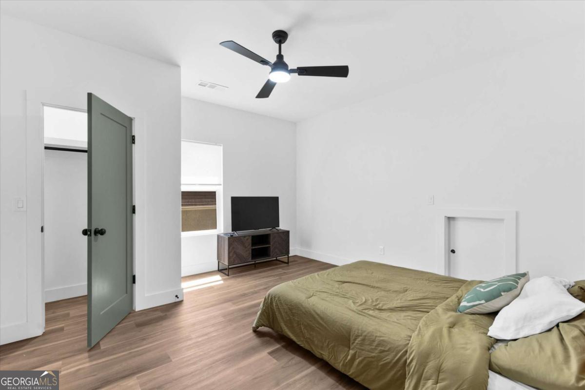598 Formwalt Street Sw # B Property Photo 29