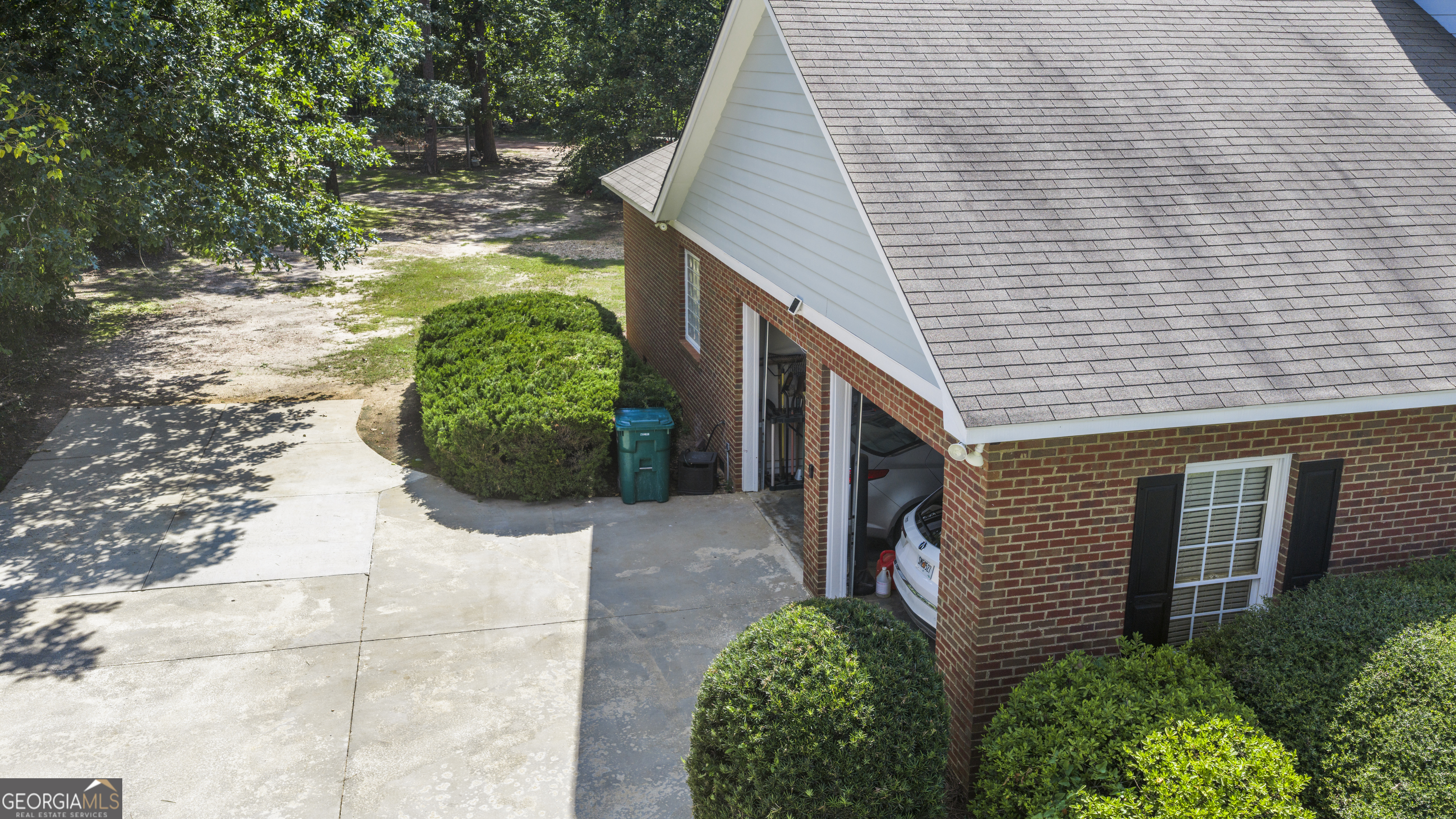 129 Larkspur Drive Property Photo 7