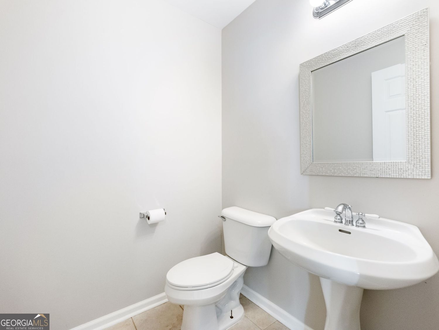 6062 Park Bend Avenue Property Photo 8