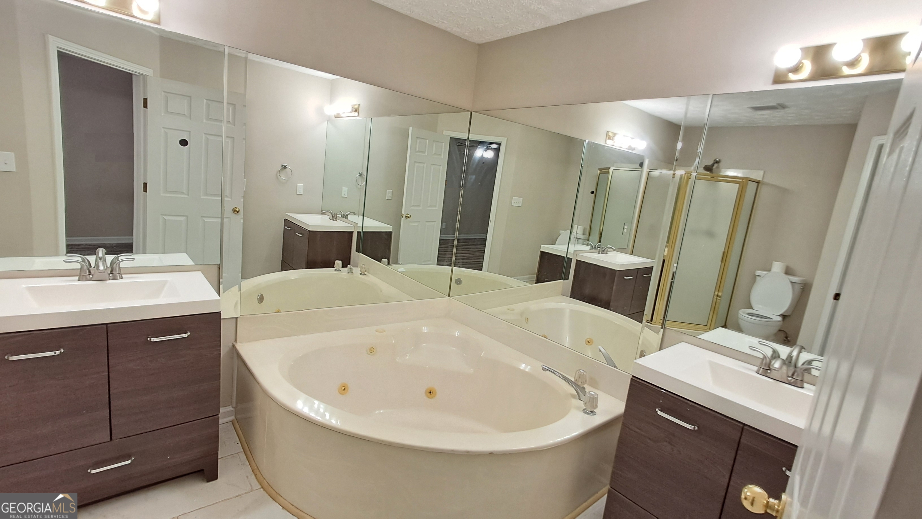 3024 Camden Way Property Photo 12