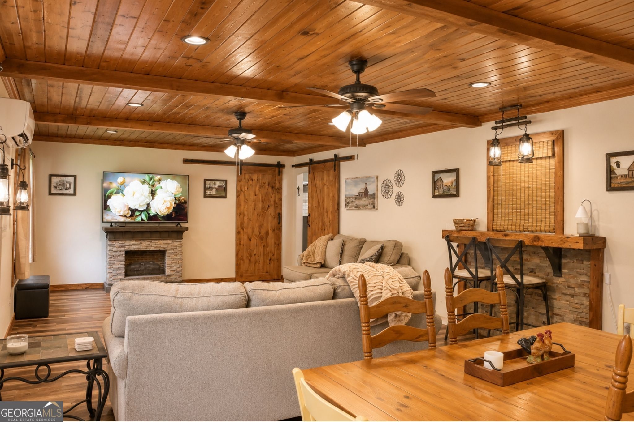 523 S River Drive Property Photo 18
