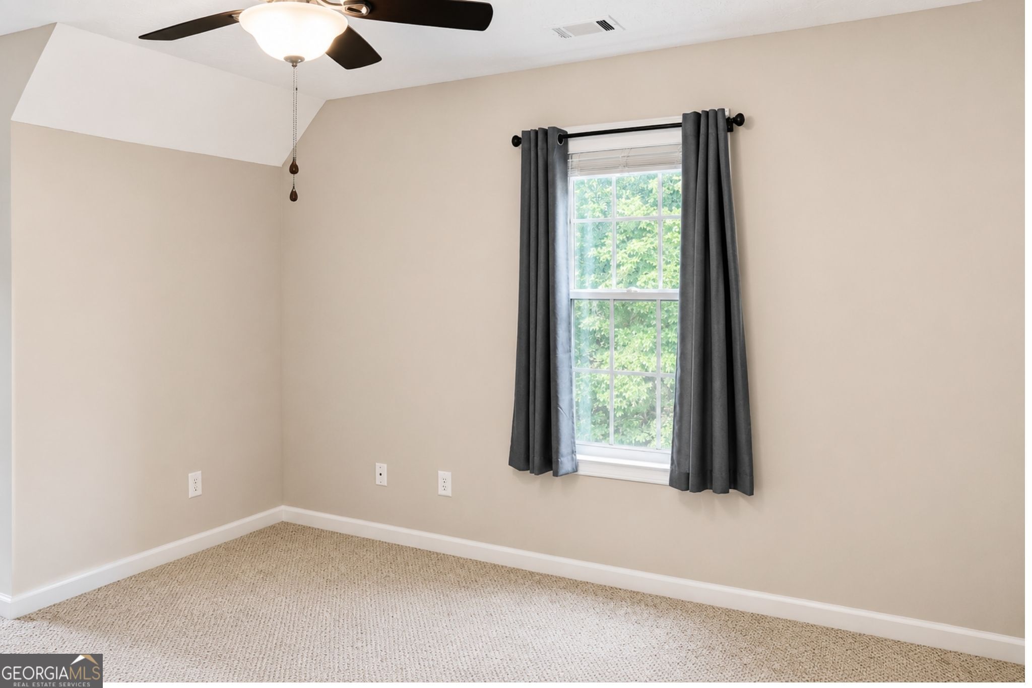 523 S River Drive Property Photo 29