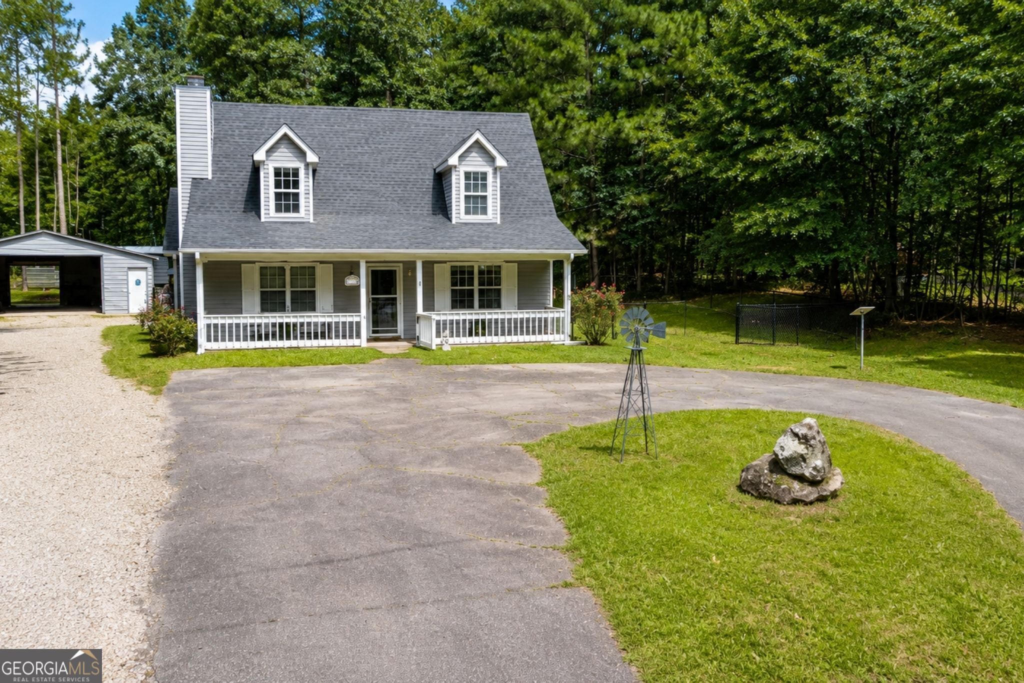 523 S River Drive Property Photo 32