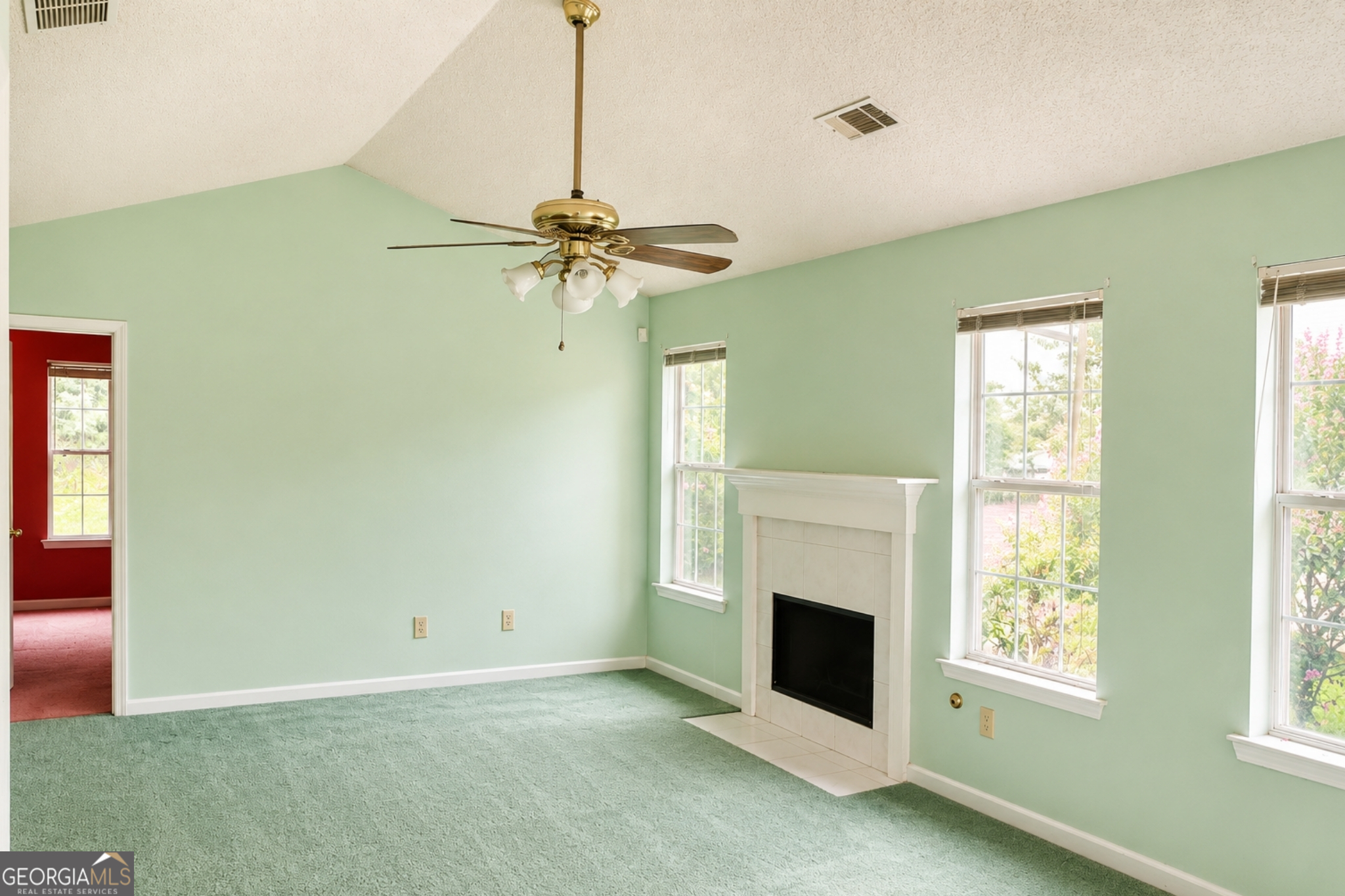 121 Samanthas Way Property Photo 5