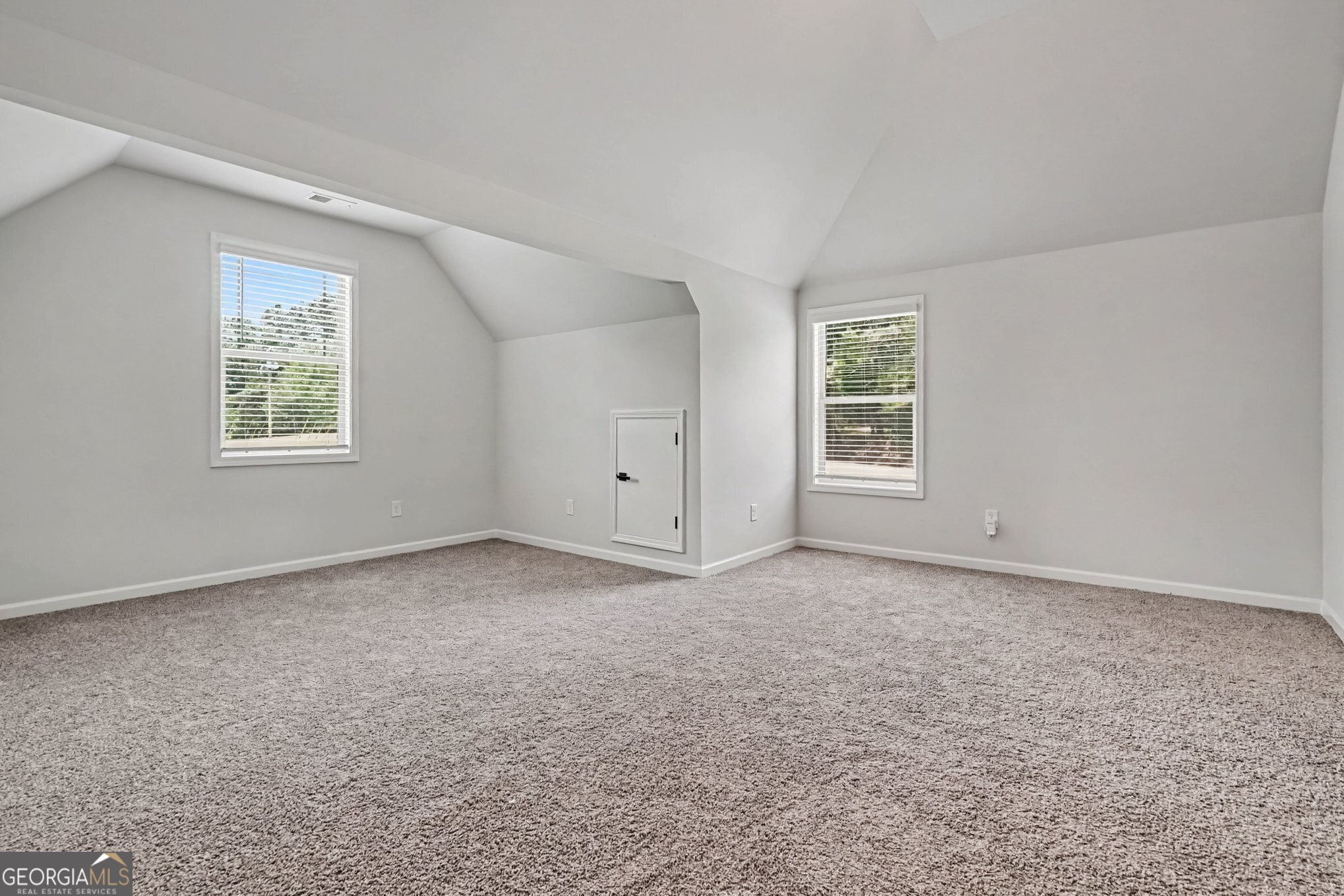 140 Wilson Drive Property Photo 10