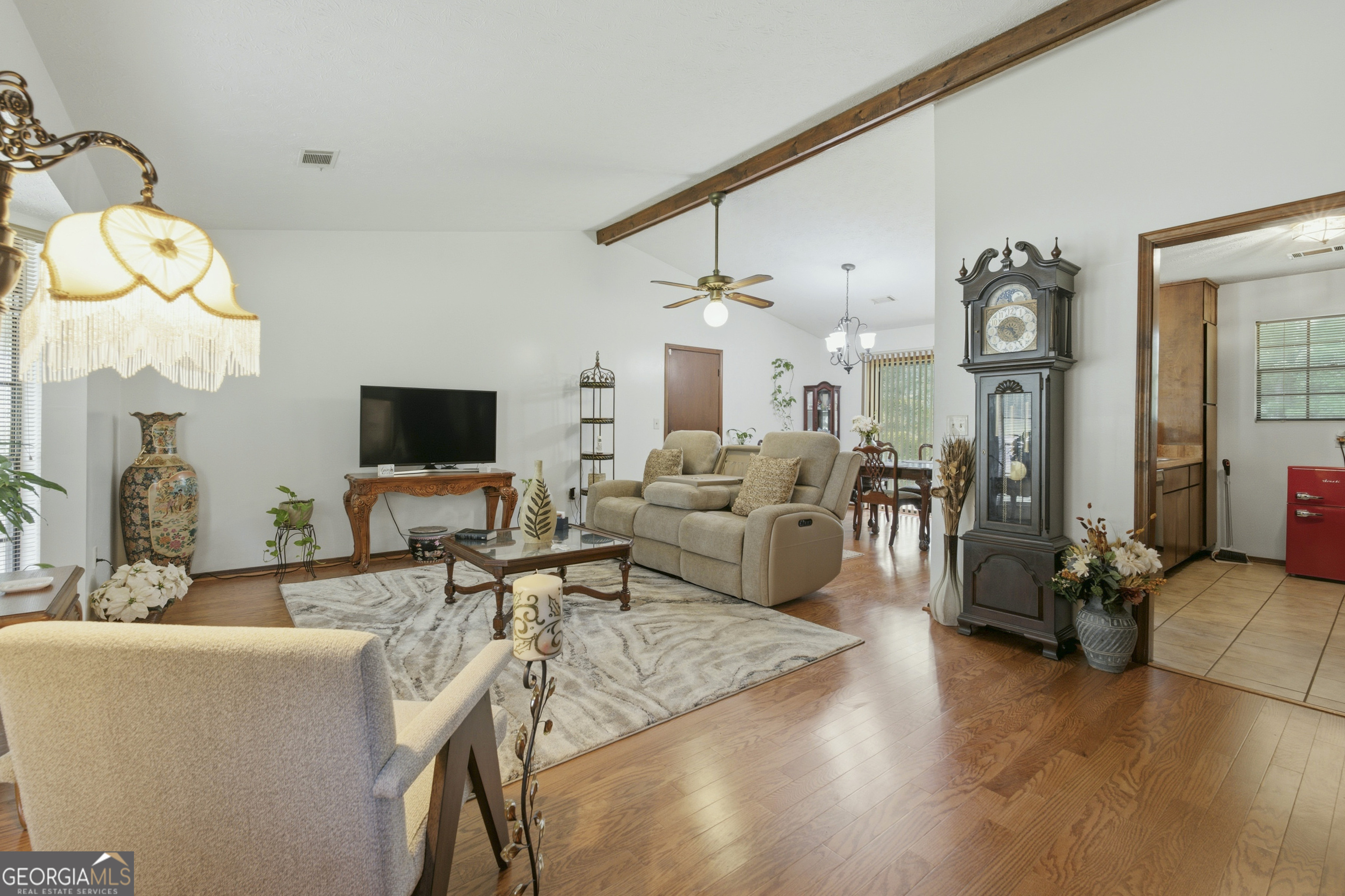 5560 Petite Point Property Photo 2
