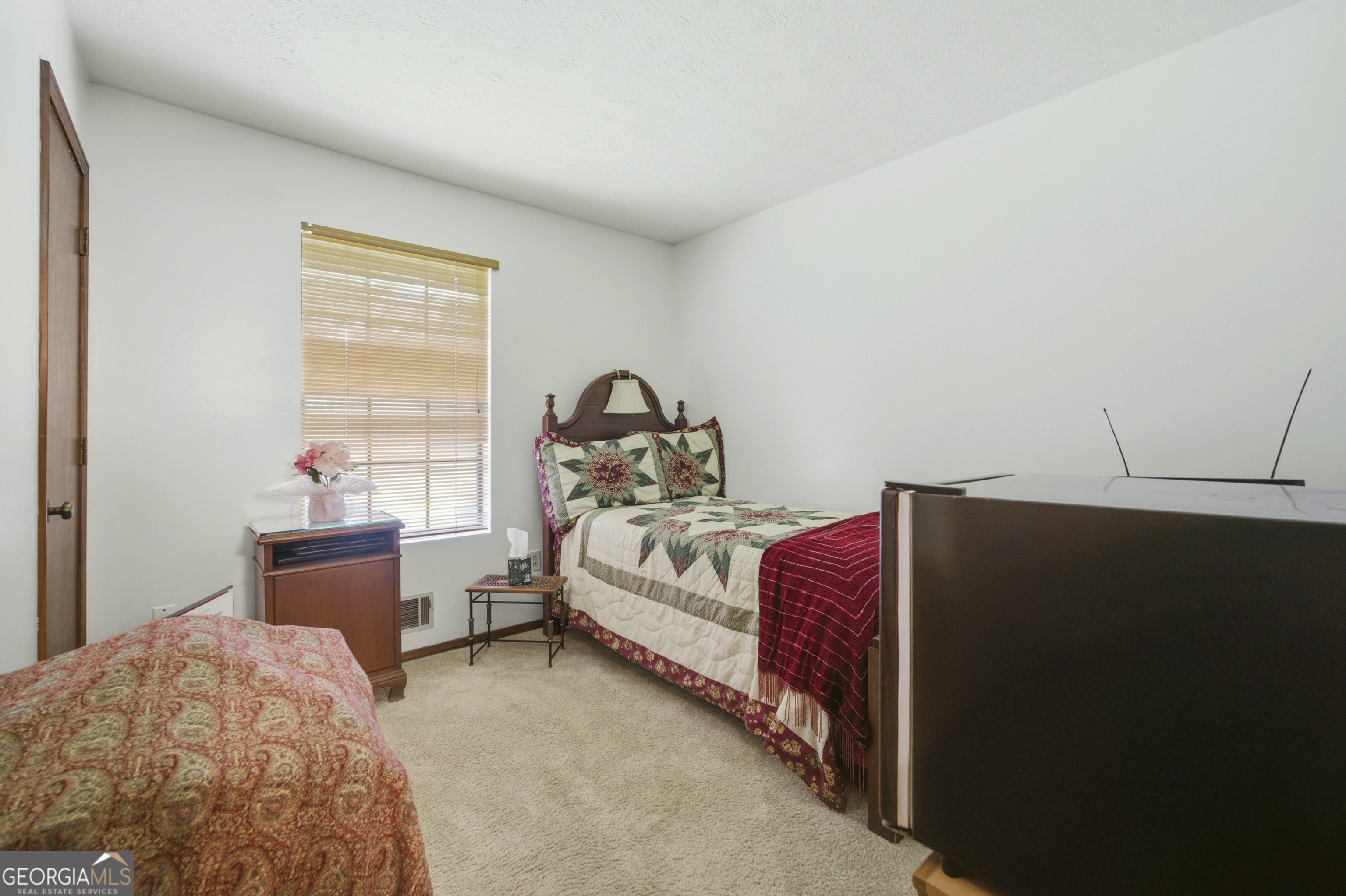 5560 Petite Point Property Photo 11