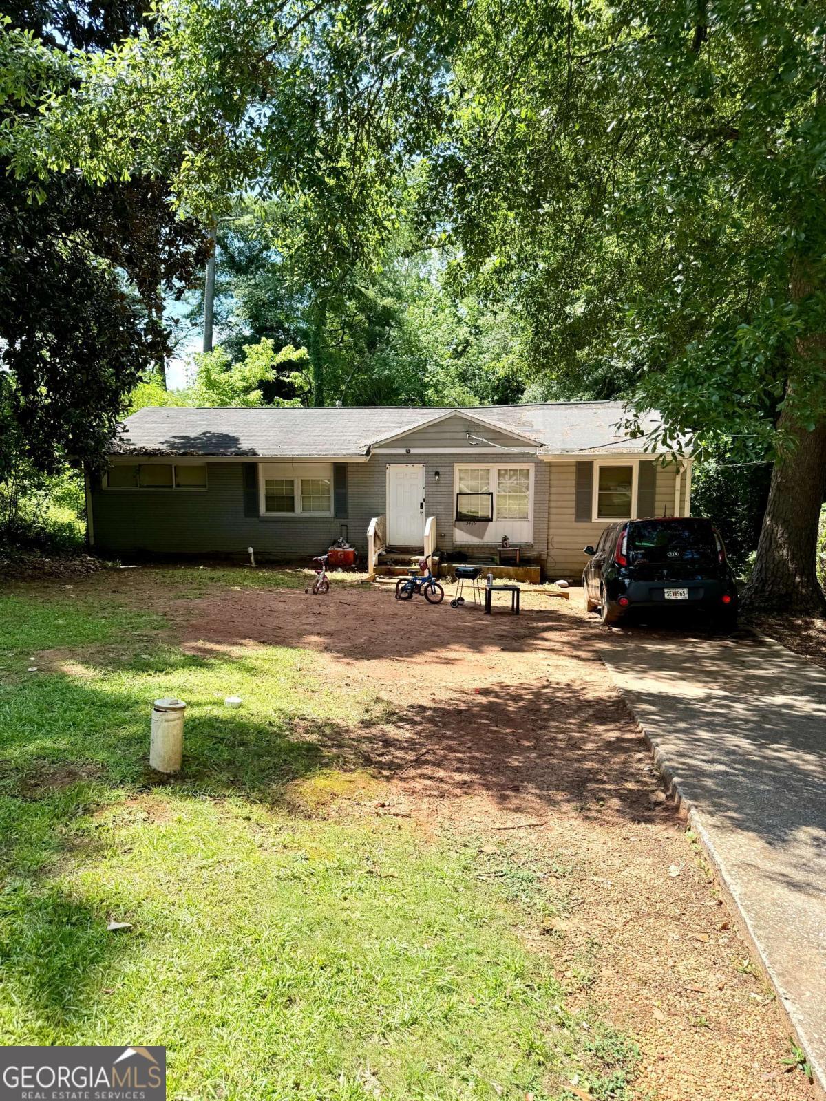 3419 Pinehill Drive Property Photo 1