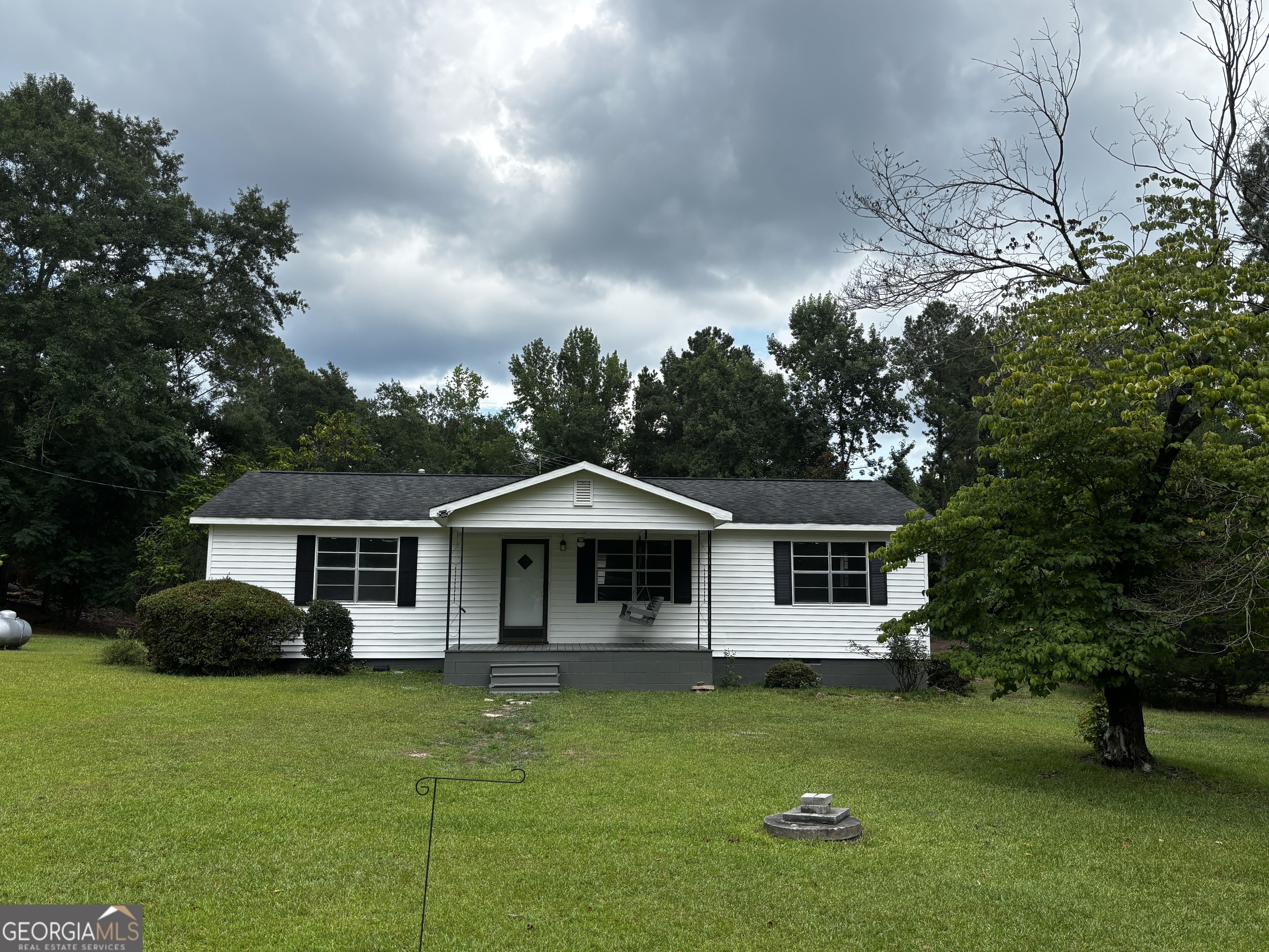 5494 Huffs Bridge Road Property Photo 1