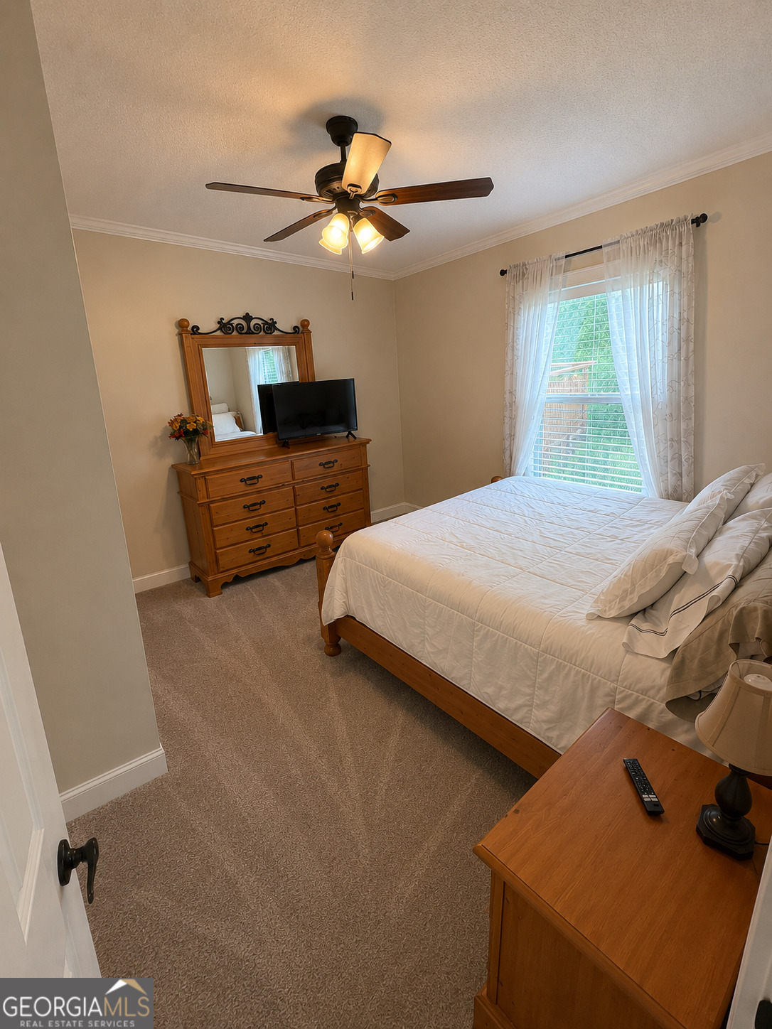 37 Elliott Road Property Photo 9