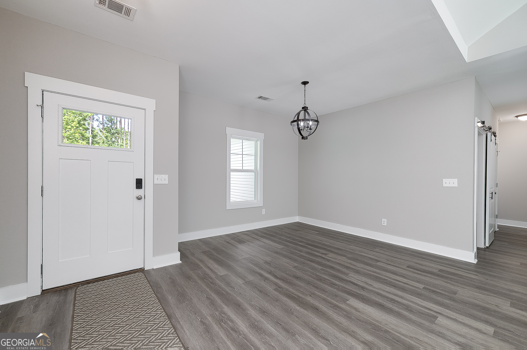 219 Hamilton Road Property Photo 4
