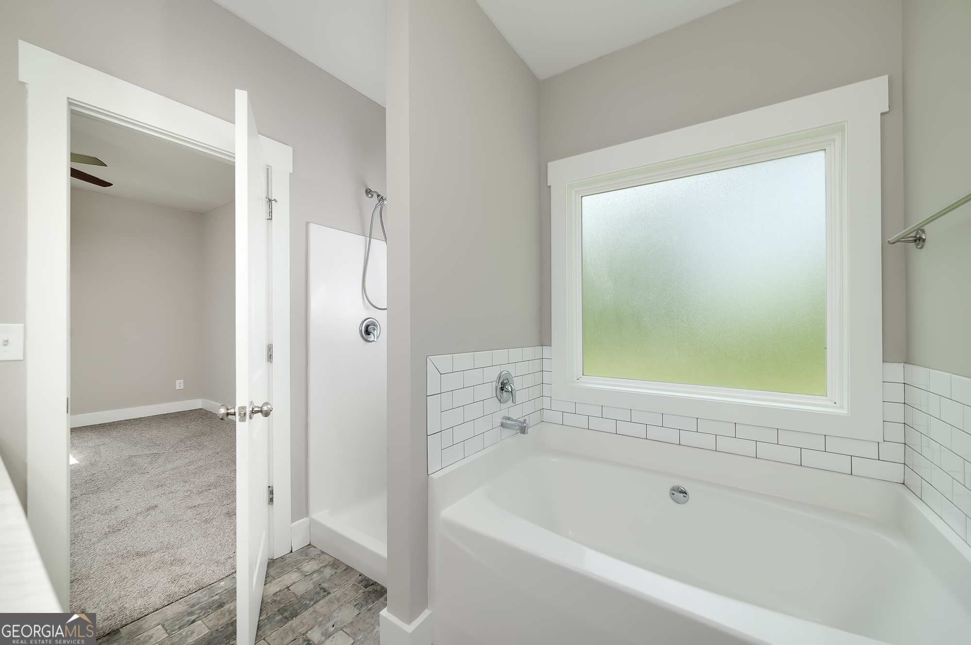 219 Hamilton Road Property Photo 19