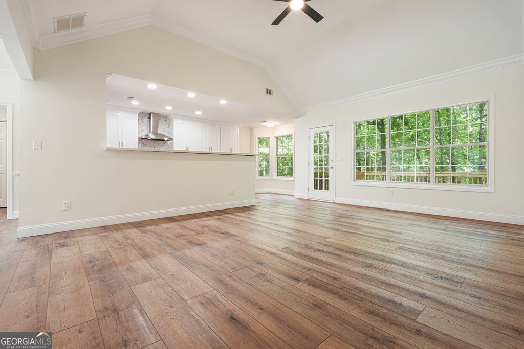 305 Michael Circle Property Photo 7