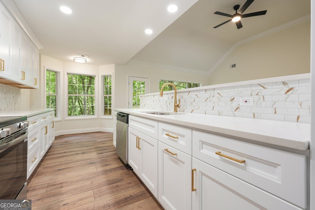 305 Michael Circle Property Photo 15