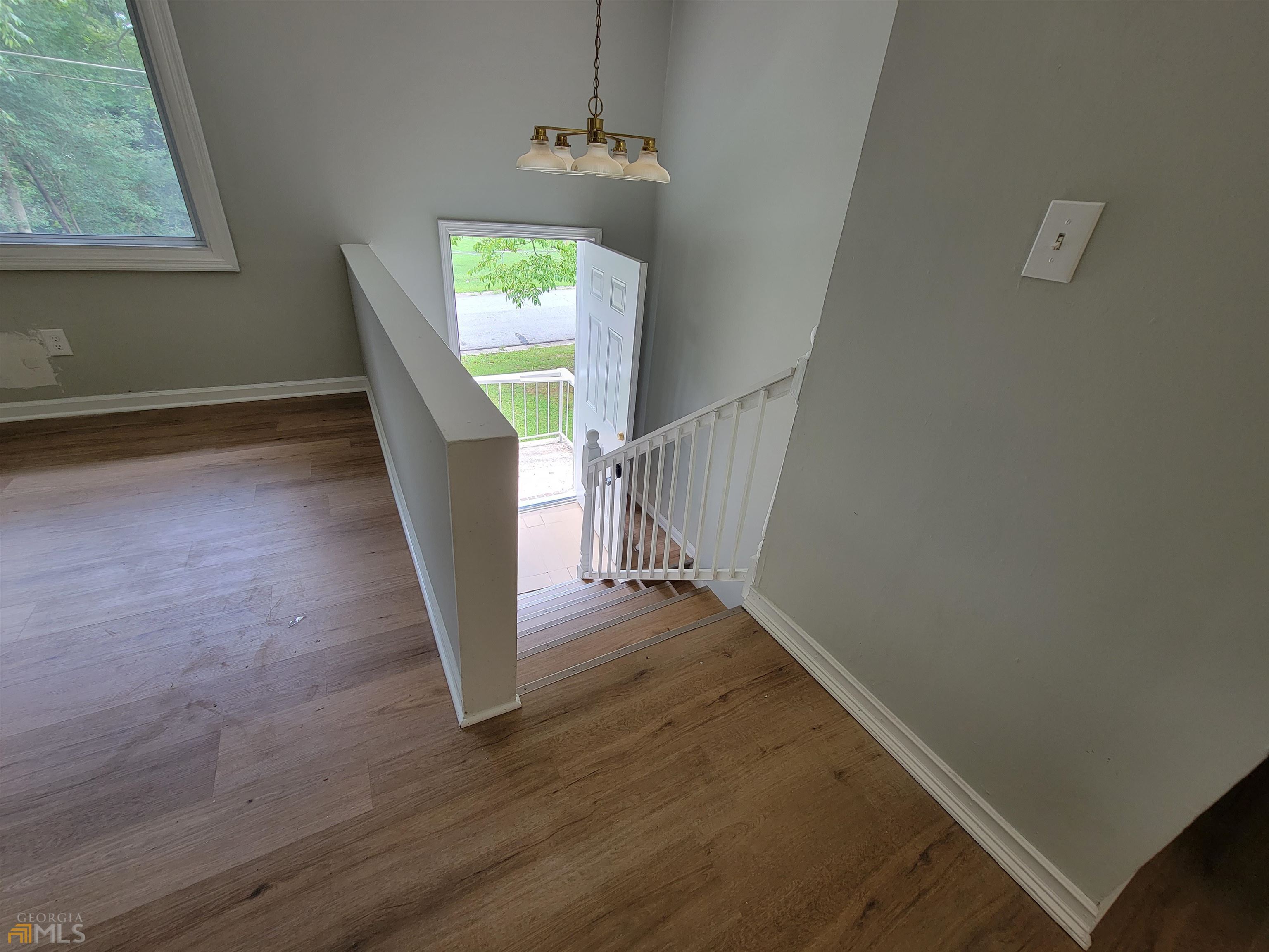 6628 Stark Court Property Photo 13